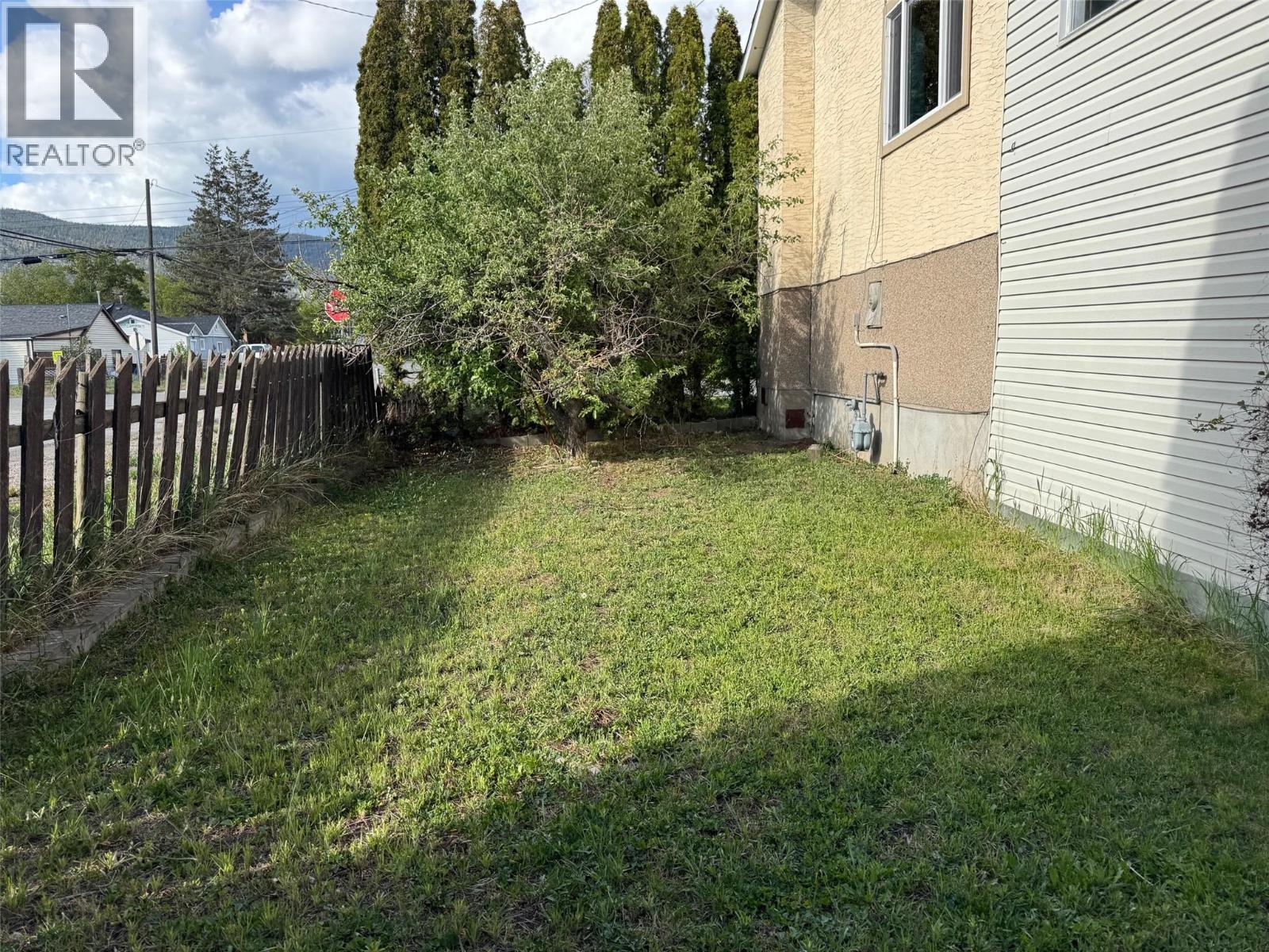 2402 Clapperton Avenue, Merritt, British Columbia  V1K 1A2 - Photo 20 - 10388174