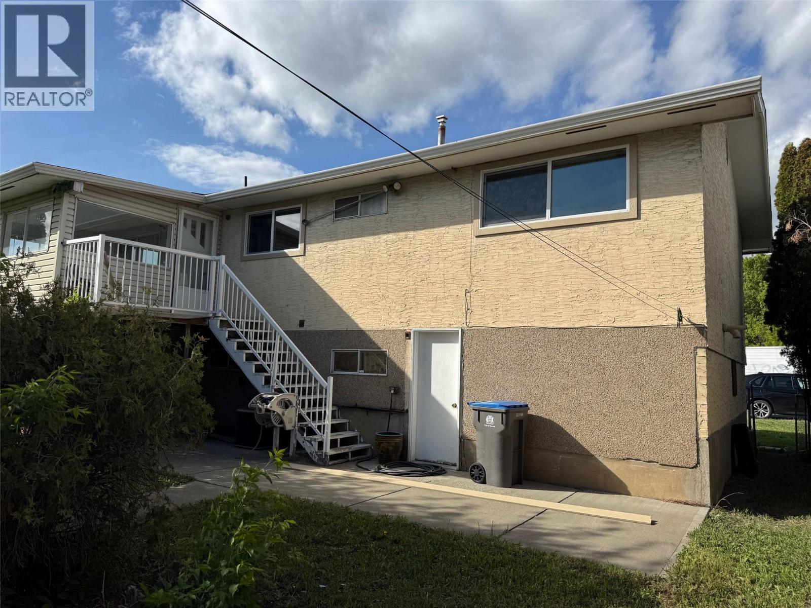 2402 Clapperton Avenue, Merritt, British Columbia  V1K 1A2 - Photo 28 - 10388174