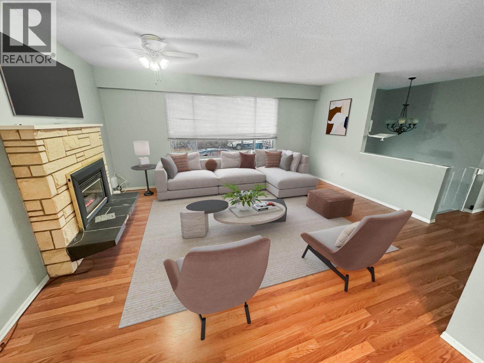 2402 Clapperton Avenue, Merritt, British Columbia  V1K 1A2 - Photo 7 - 10388174