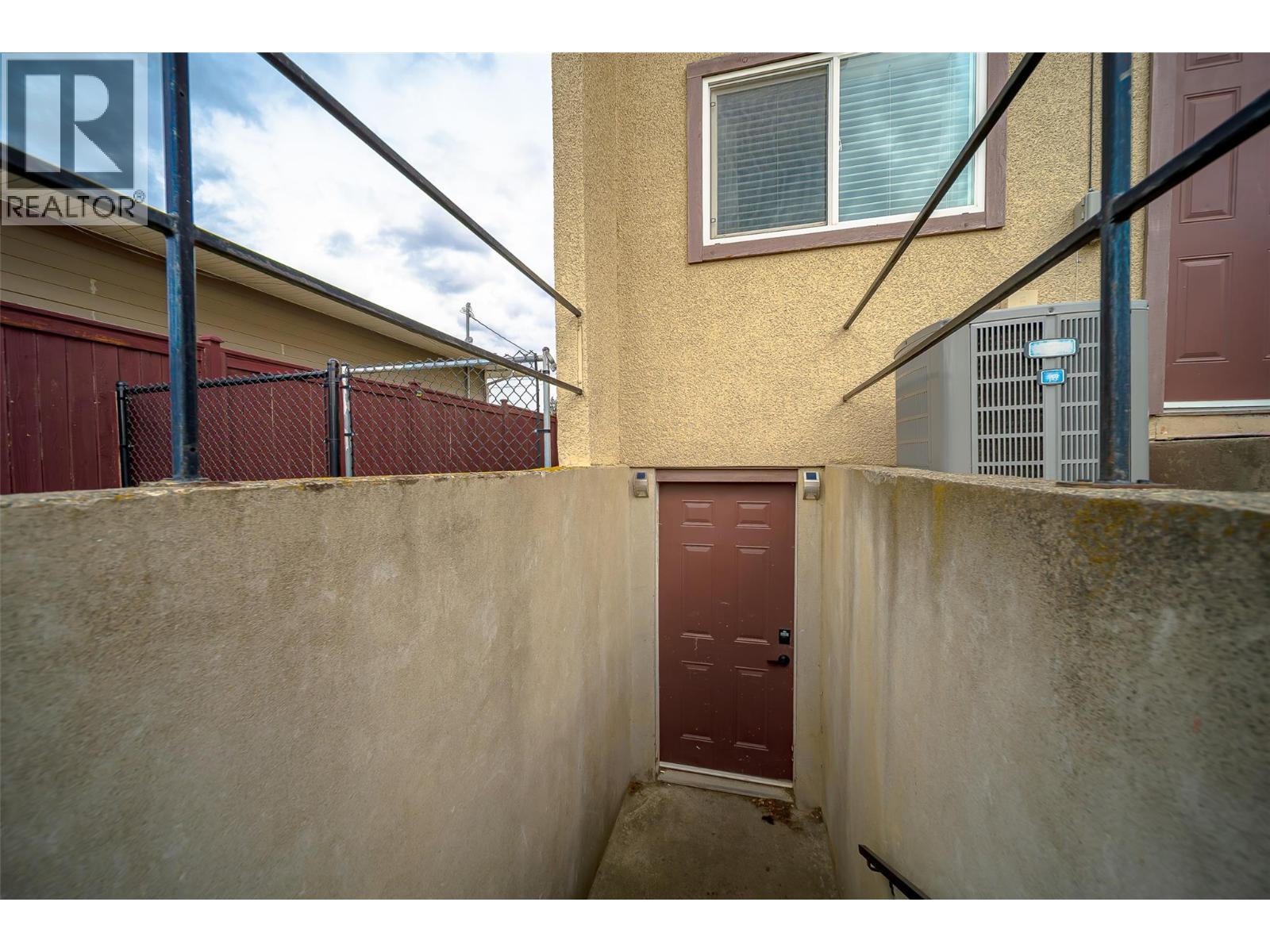 288 Park Street, Kamloops, British Columbia  V2B 4A7 - Photo 29 - 10388124