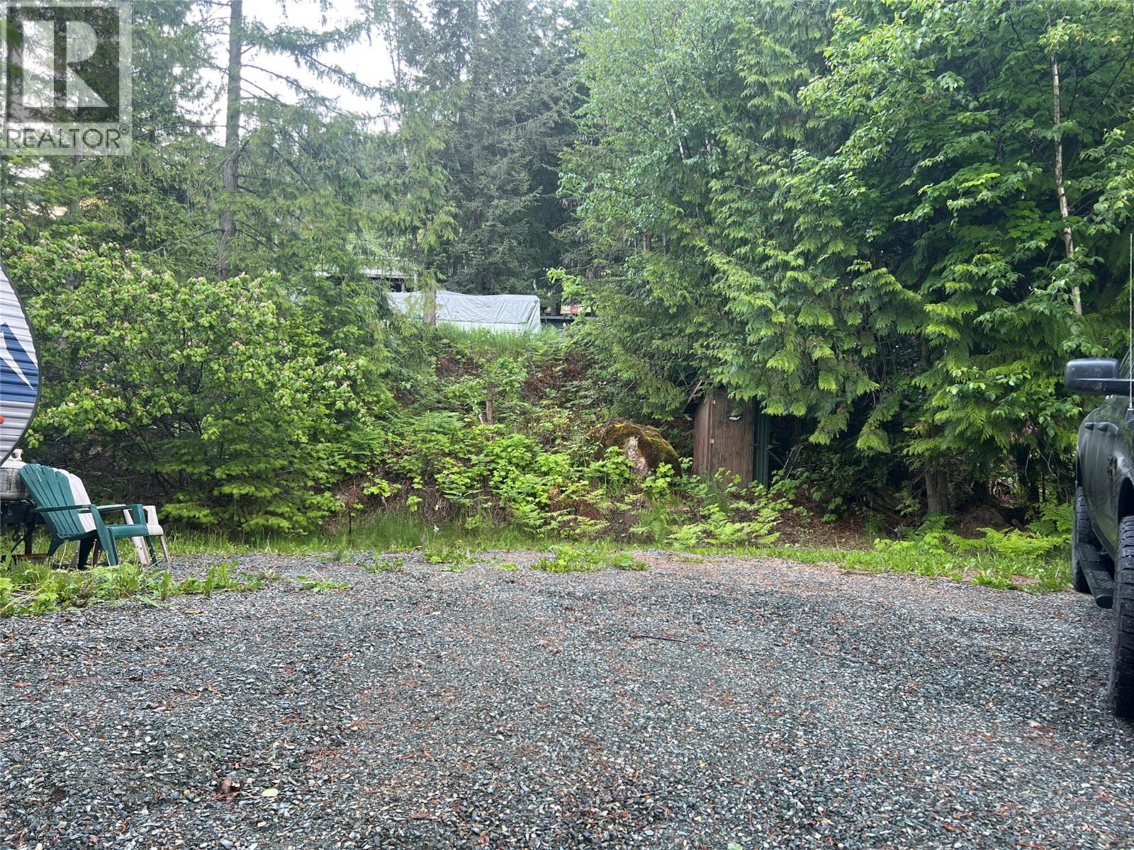 8743 Squilax-Anglemont Road, St. Ives, British Columbia  V0E 1M9 - Photo 2 - 10388165