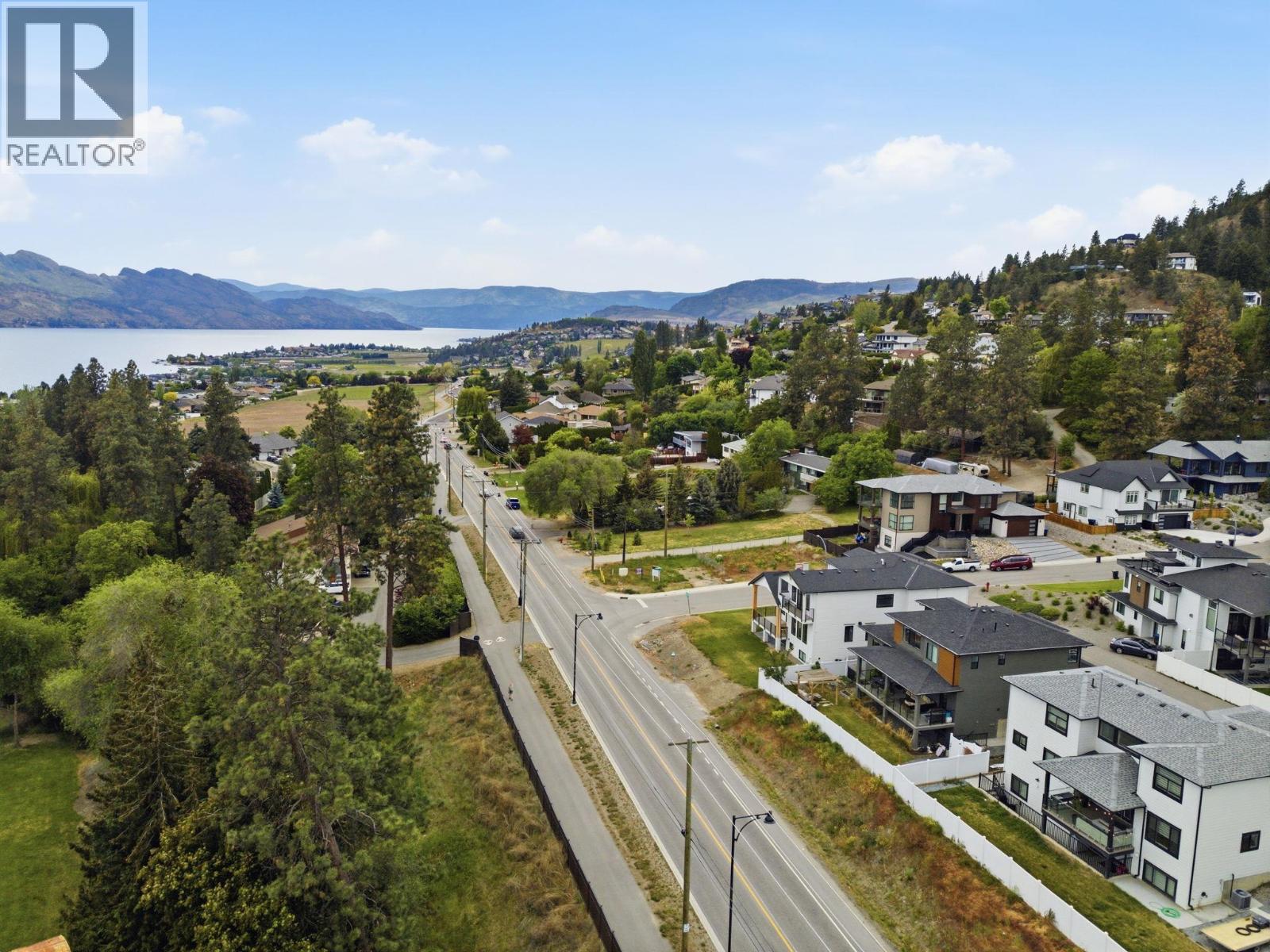 1032 Oak Barrel Lane, West Kelowna, British Columbia  V1Z 0A6 - Photo 4 - 10388048