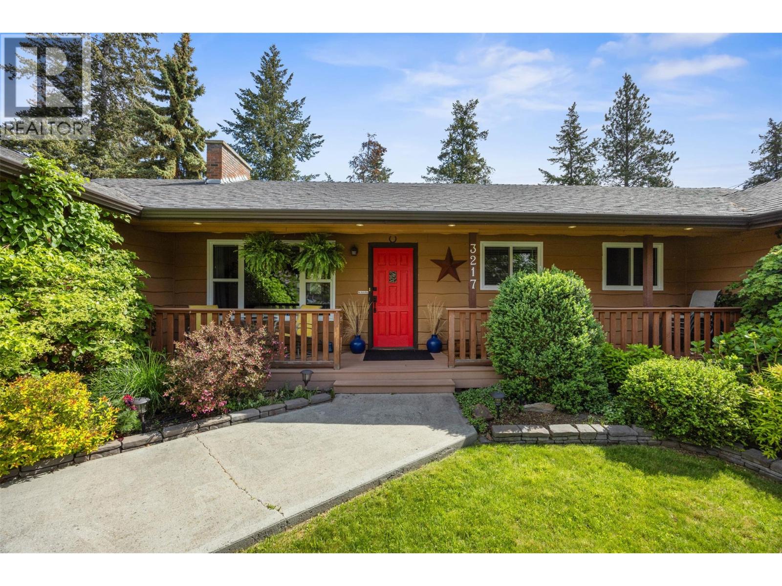 3217 Webber Road, West Kelowna, British Columbia  V4T 1E9 - Photo 4 - 10388039