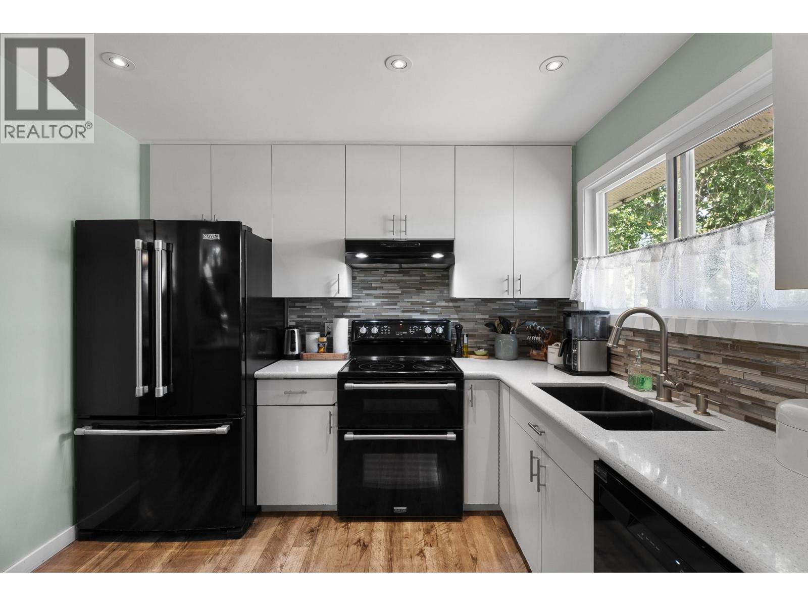2701 Langstaff Place, Merritt, British Columbia  V1K 1E8 - Photo 31 - 10388143