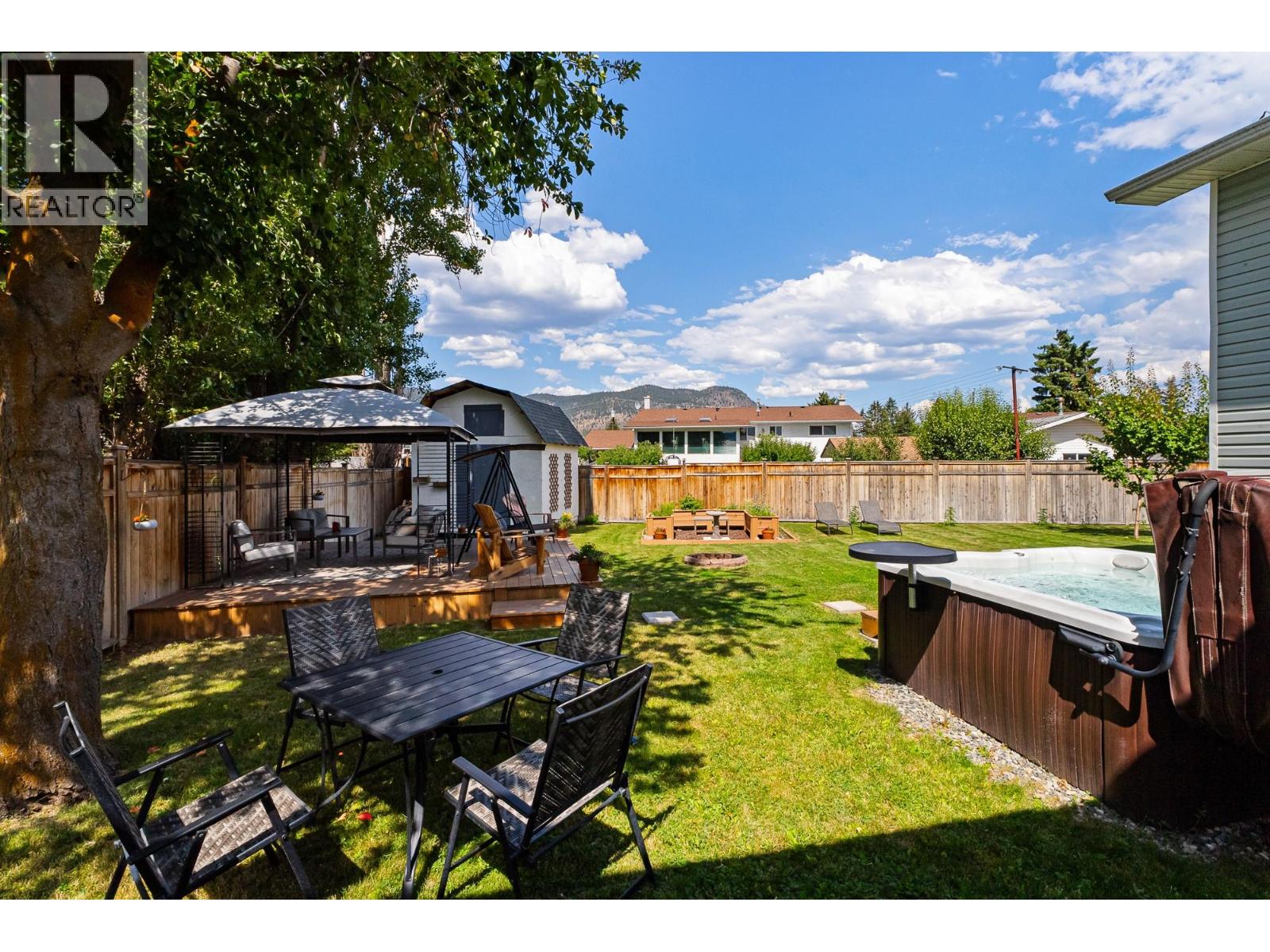 2701 Langstaff Place, Merritt, British Columbia  V1K 1E8 - Photo 6 - 10388143