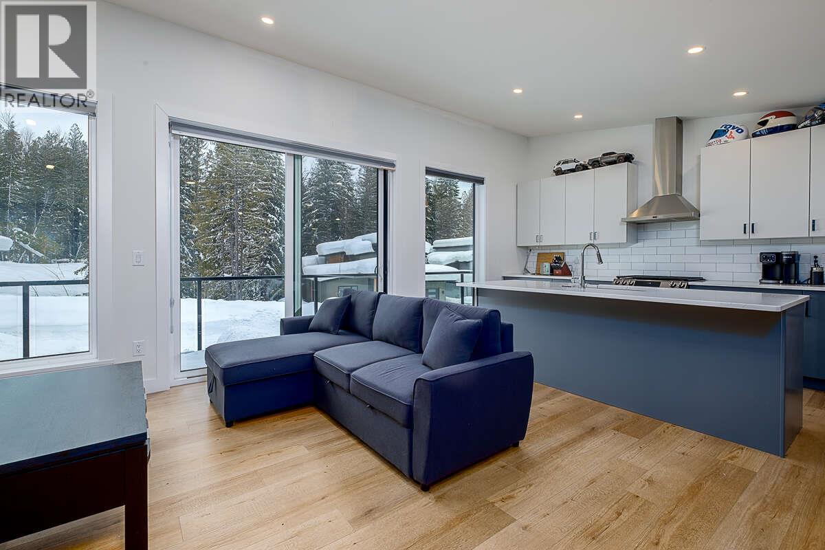 1126 Caldera Road, Rossland, British Columbia  V0G 1Y0 - Photo 27 - 10388196