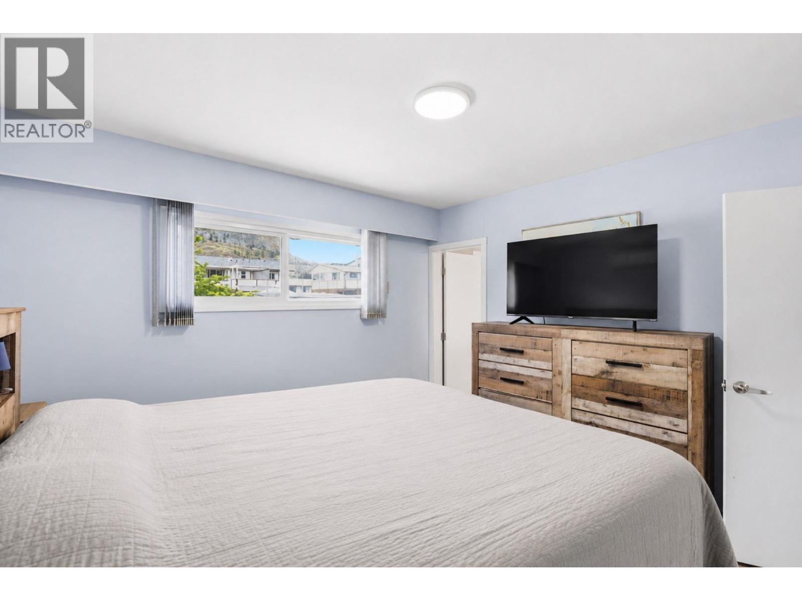 809 Main Street, Okanagan Falls, British Columbia  V0H 1R4 - Photo 15 - 10387008