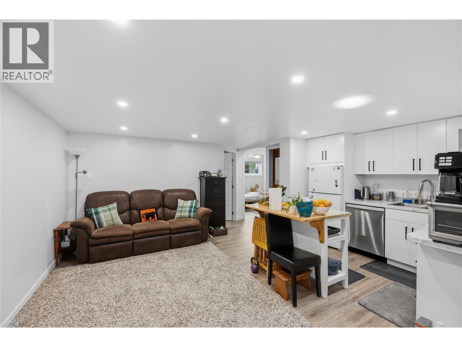 809 Main Street, Okanagan Falls, British Columbia  V0H 1R4 - Photo 21 - 10387008