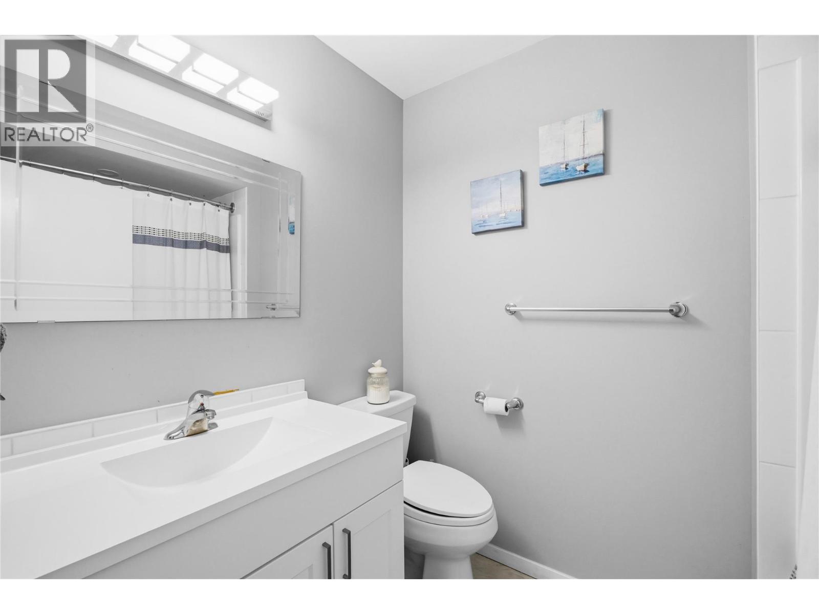 809 Main Street, Okanagan Falls, British Columbia  V0H 1R4 - Photo 26 - 10387008