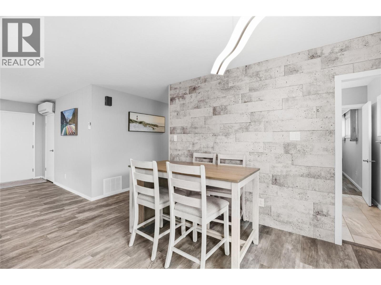 809 Main Street, Okanagan Falls, British Columbia  V0H 1R4 - Photo 28 - 10387008