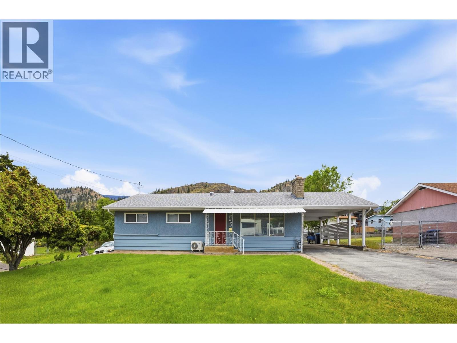 809 Main Street, Okanagan Falls, British Columbia  V0H 1R4 - Photo 37 - 10387008