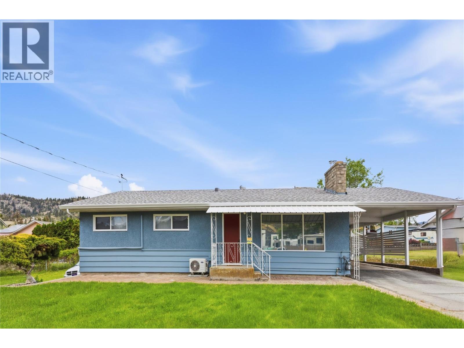 809 Main Street, Okanagan Falls, British Columbia  V0H 1R4 - Photo 38 - 10387008
