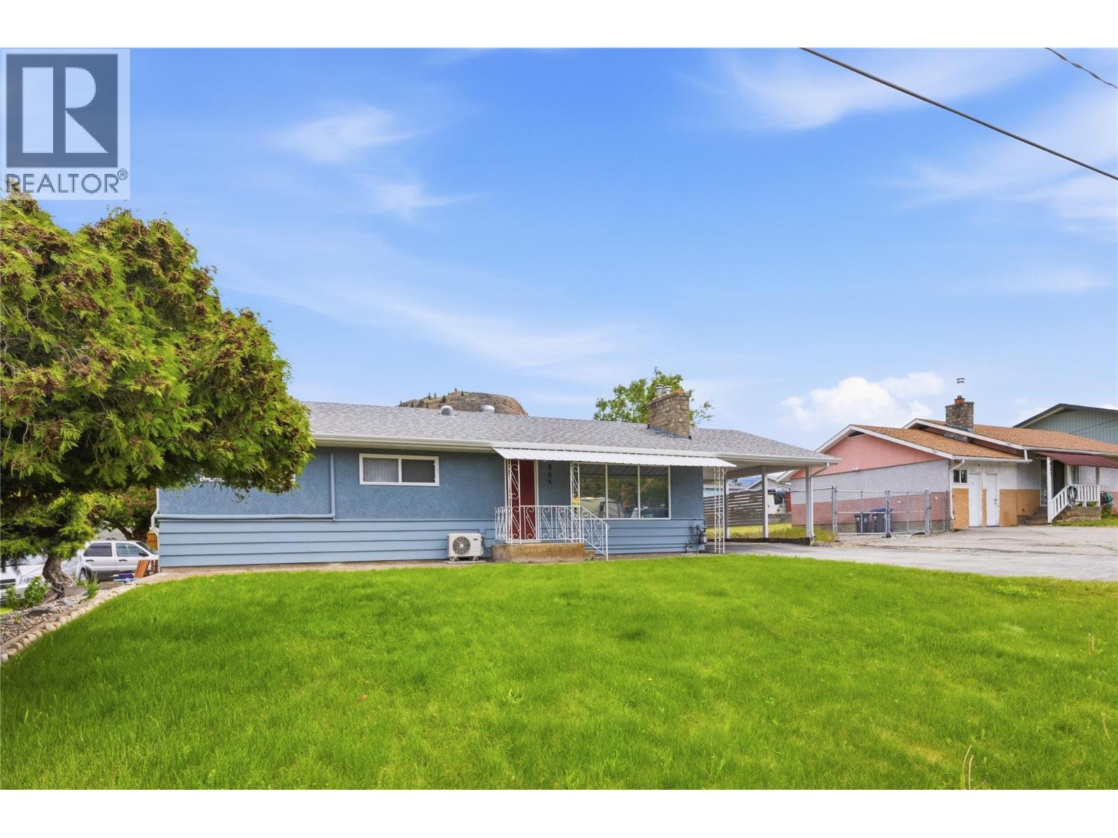 809 Main Street, Okanagan Falls, British Columbia  V0H 1R4 - Photo 39 - 10387008