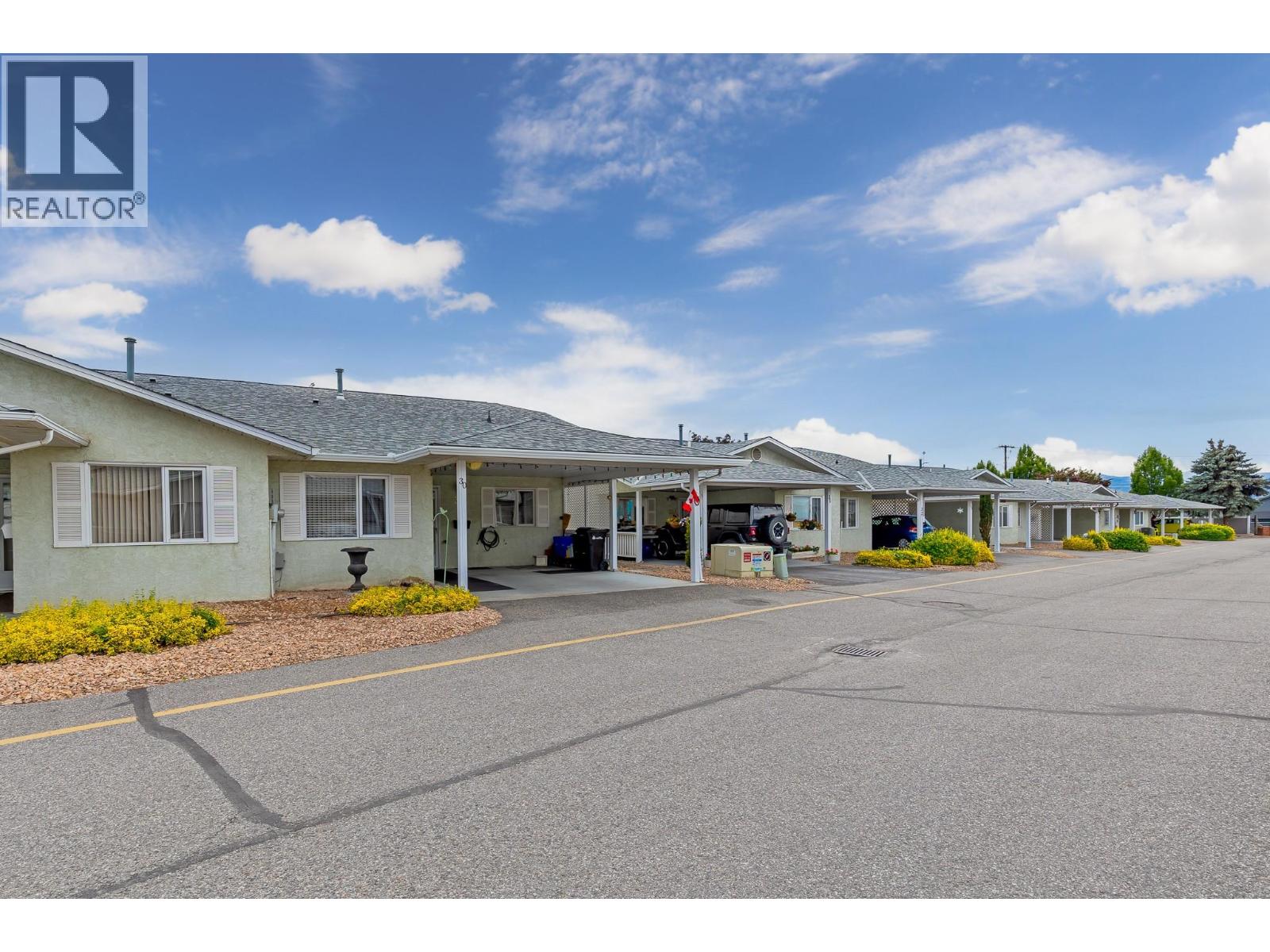 3900 27 Avenue Unit# 30, Vernon, British Columbia  V1T 9E6 - Photo 2 - 10388044