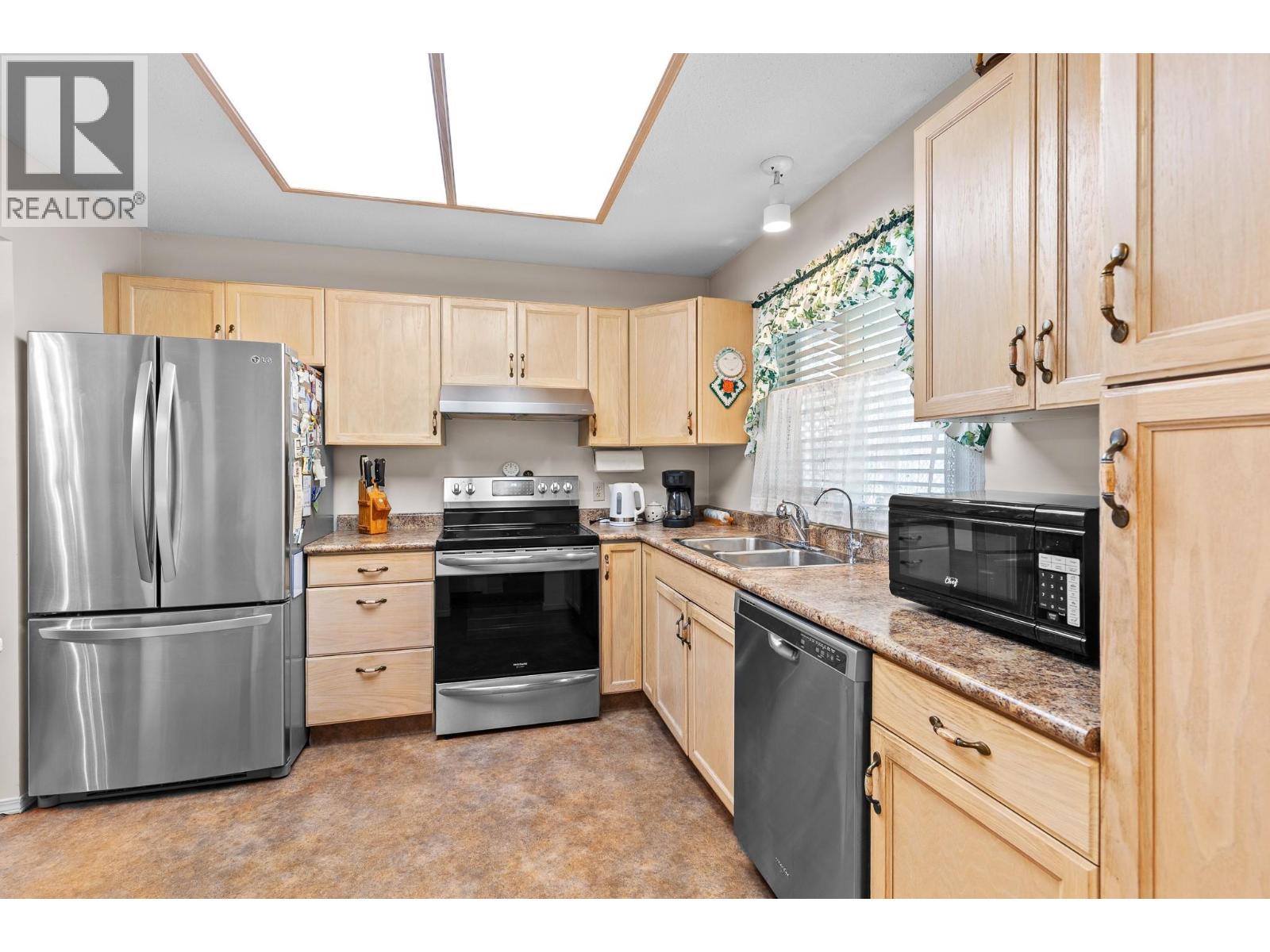 3900 27 Avenue Unit# 30, Vernon, British Columbia  V1T 9E6 - Photo 5 - 10388044