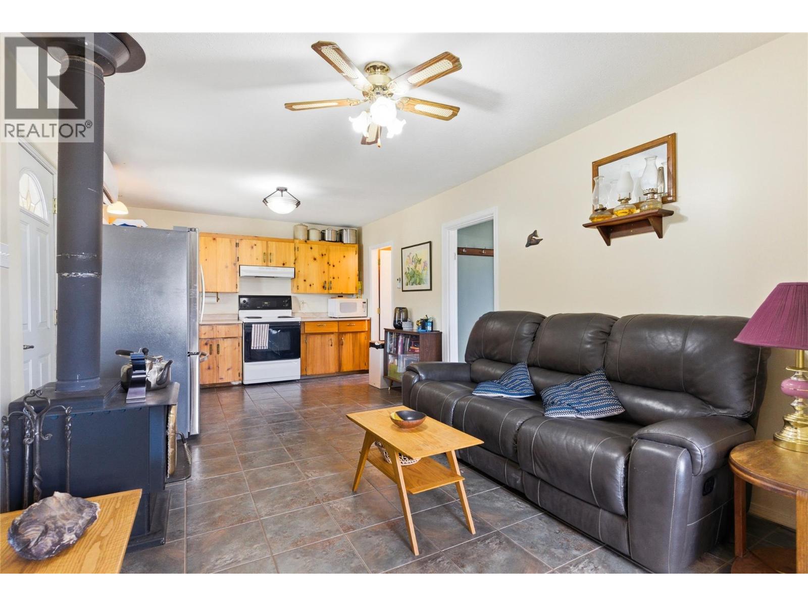 415 Tingley Street, Ashcroft, British Columbia  V0K 1A0 - Photo 12 - 10387719