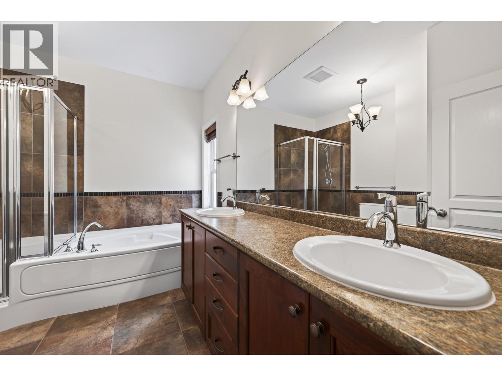 606 Stoneridge Lane, Kamloops, British Columbia  V2H 0A7 - Photo 24 - 10387188
