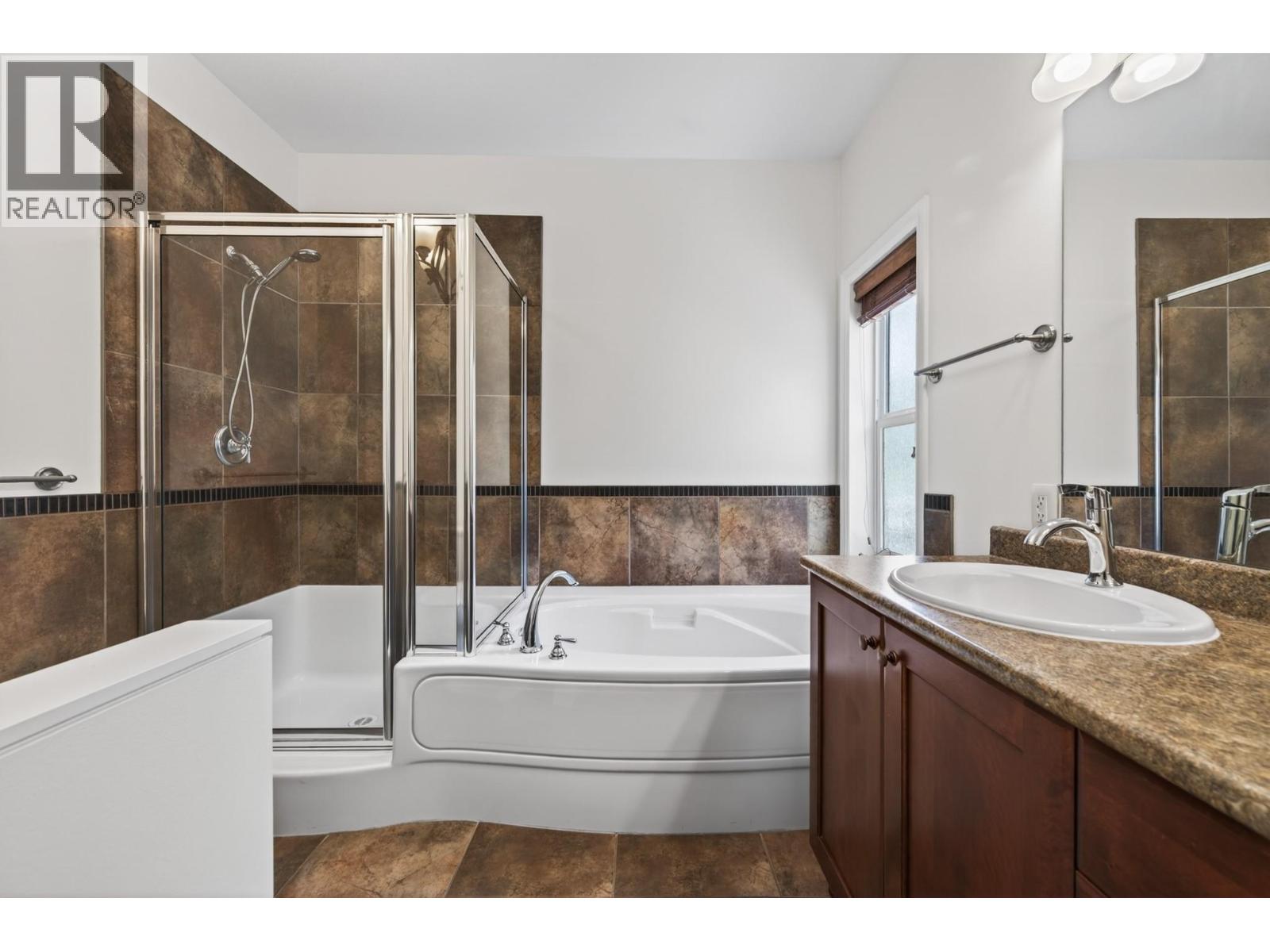 606 Stoneridge Lane, Kamloops, British Columbia  V2H 0A7 - Photo 25 - 10387188