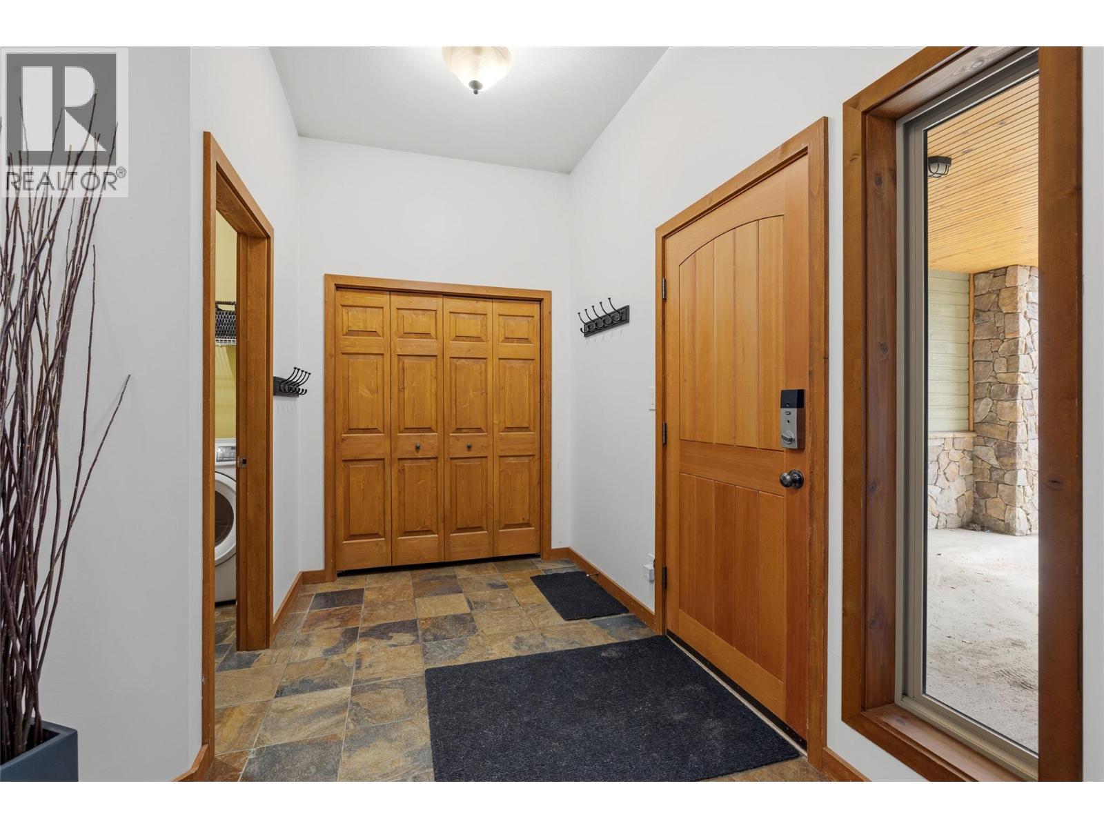 5940 Snow Pines Way Unit# 8, Big White, British Columbia  V1P 1P3 - Photo 11 - 10387969