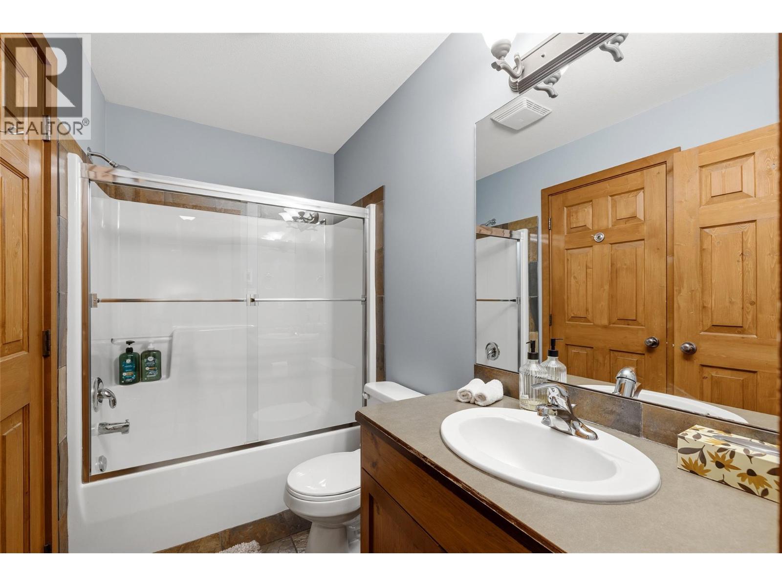 5940 Snow Pines Way Unit# 8, Big White, British Columbia  V1P 1P3 - Photo 46 - 10387969