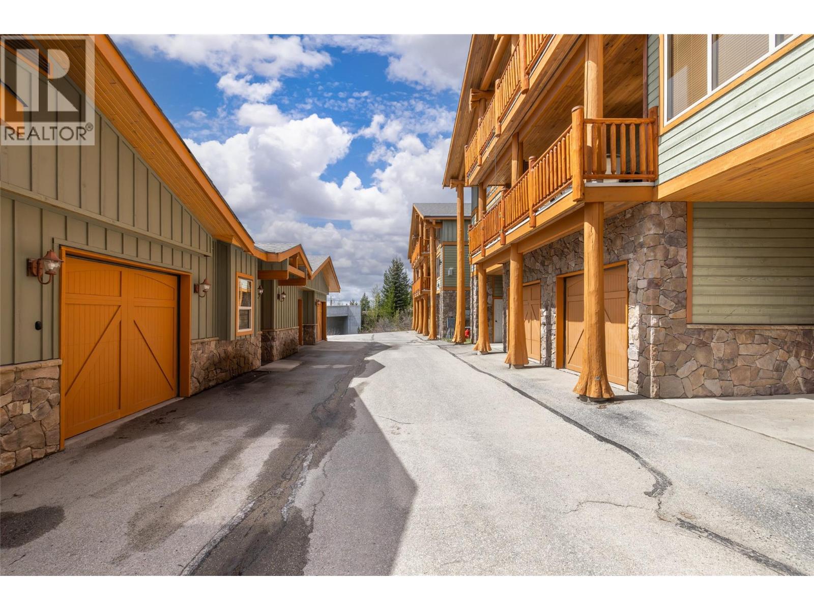 5940 Snow Pines Way Unit# 8, Big White, British Columbia  V1P 1P3 - Photo 6 - 10387969