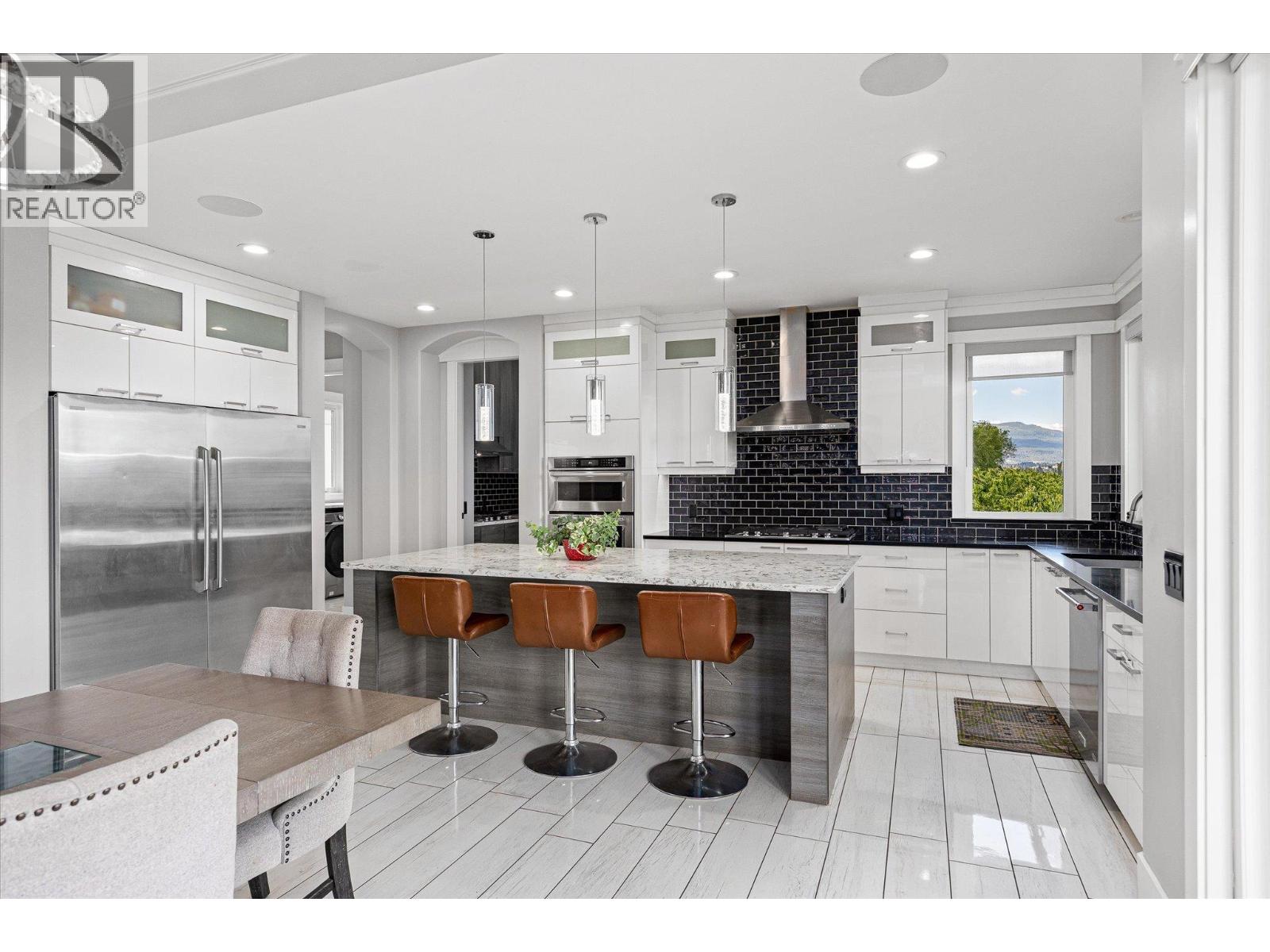 781 Wallace Road, Kelowna, British Columbia  V1X 4T5 - Photo 10 - 10388111