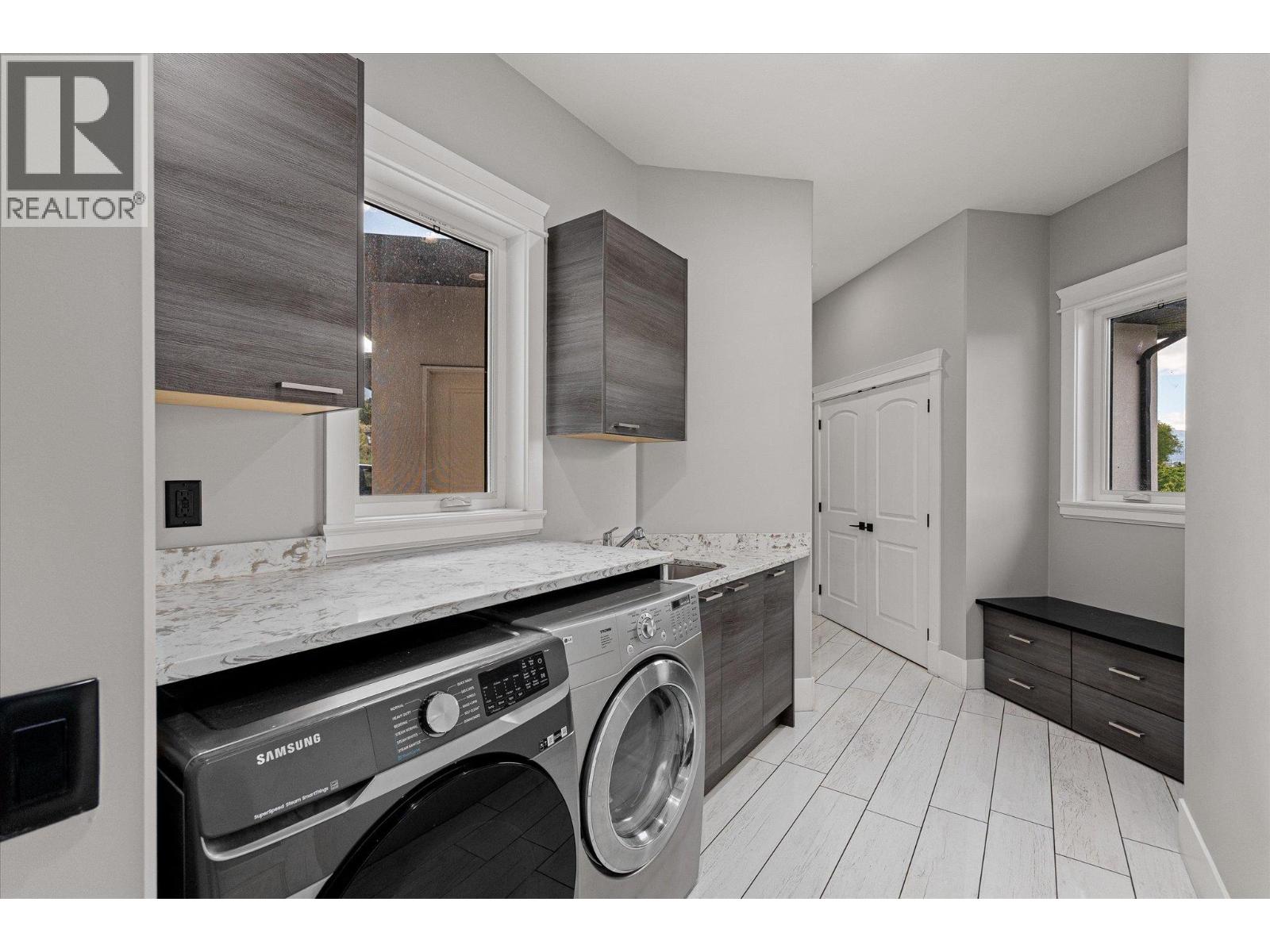 781 Wallace Road, Kelowna, British Columbia  V1X 4T5 - Photo 32 - 10388111