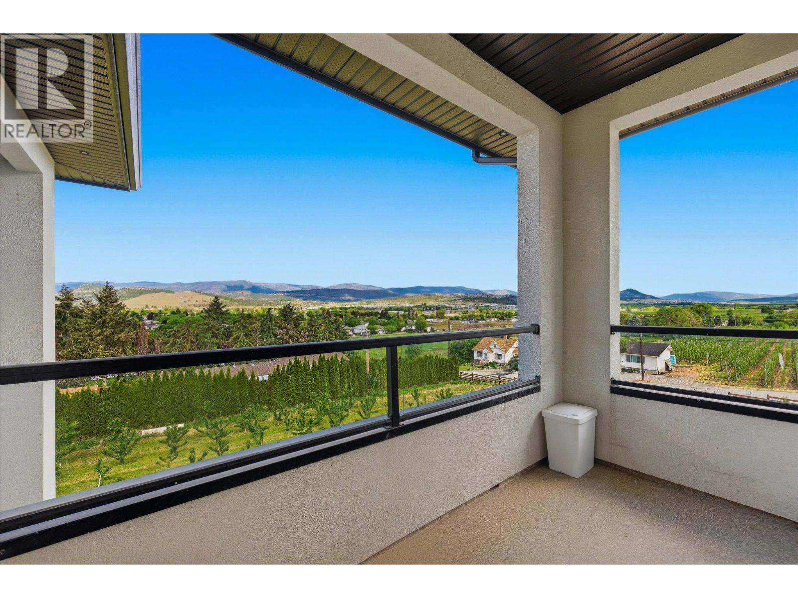 781 Wallace Road, Kelowna, British Columbia  V1X 4T5 - Photo 47 - 10388111