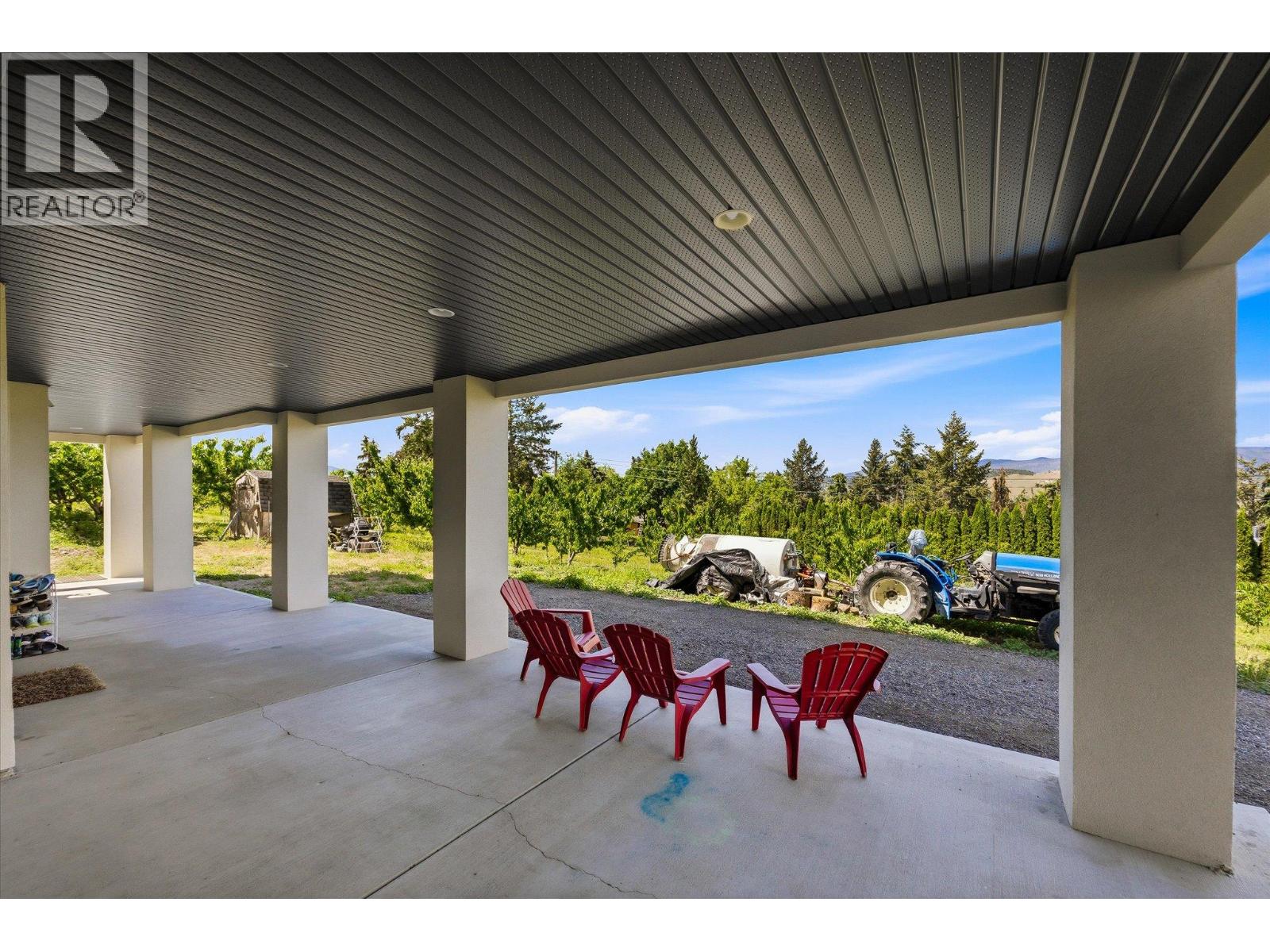 781 Wallace Road, Kelowna, British Columbia  V1X 4T5 - Photo 65 - 10388111