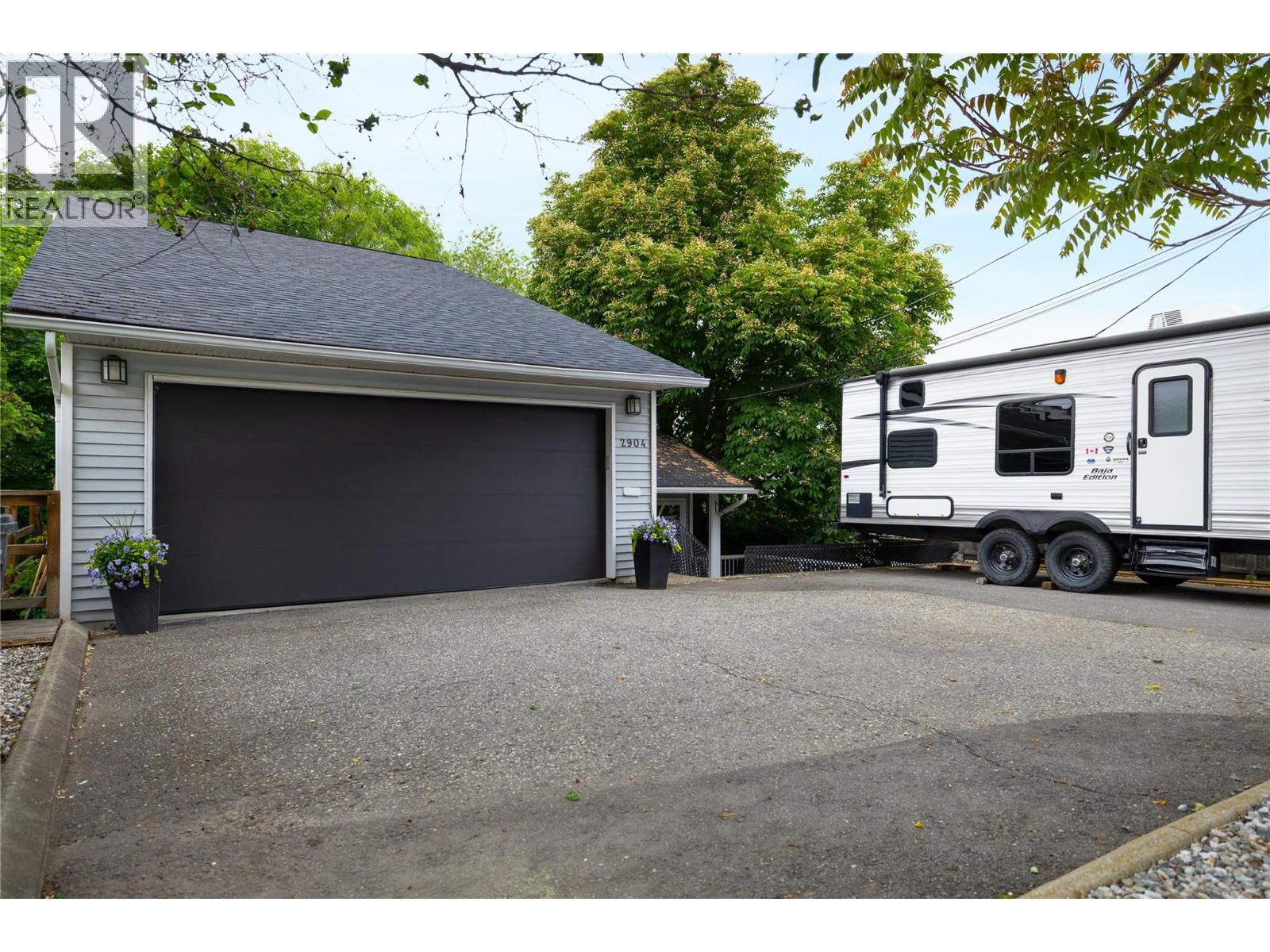 2904 24 Street, Vernon, British Columbia  V1T 4N2 - Photo 3 - 10388109