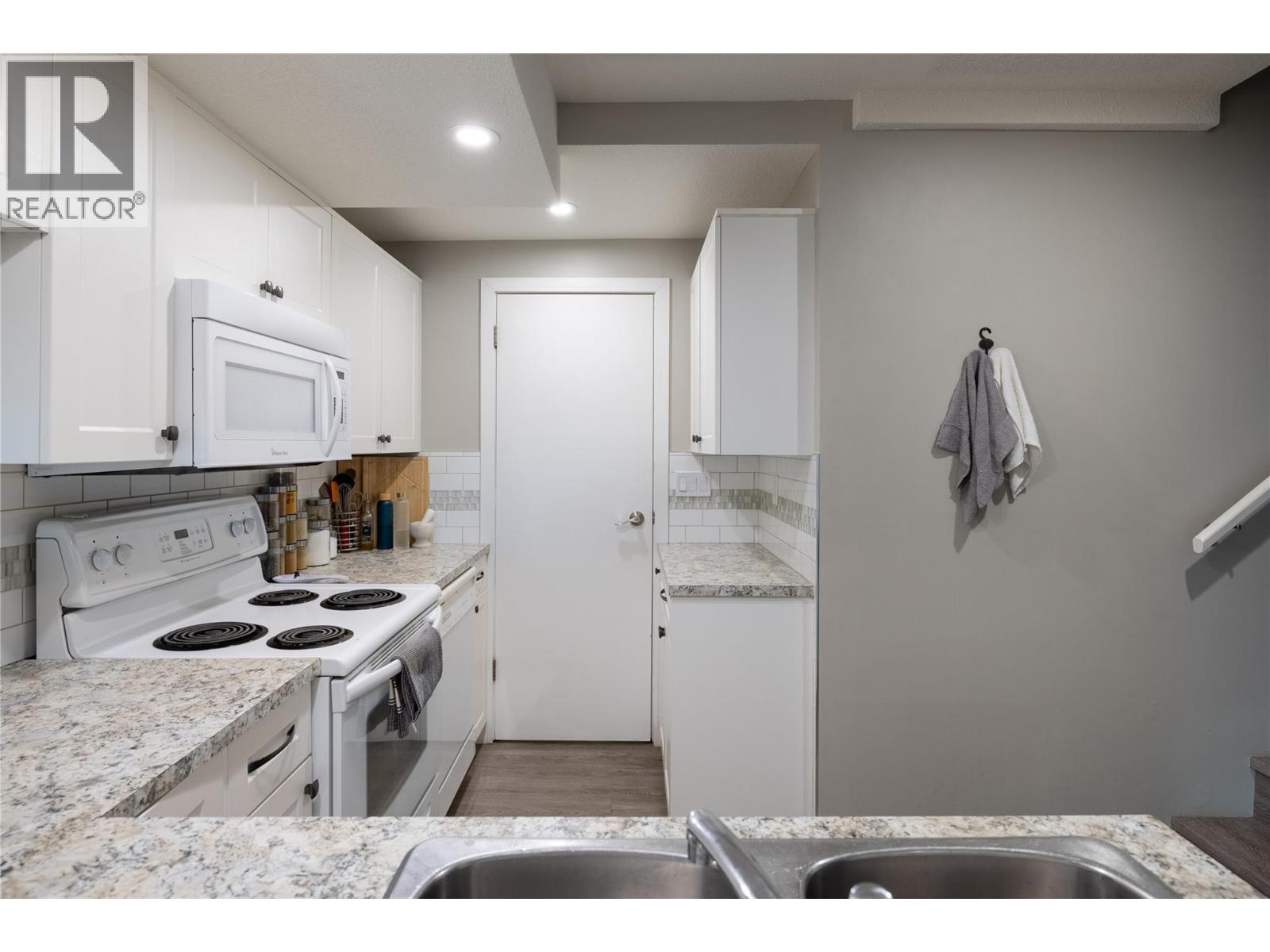 2904 24 Street, Vernon, British Columbia  V1T 4N2 - Photo 35 - 10388109