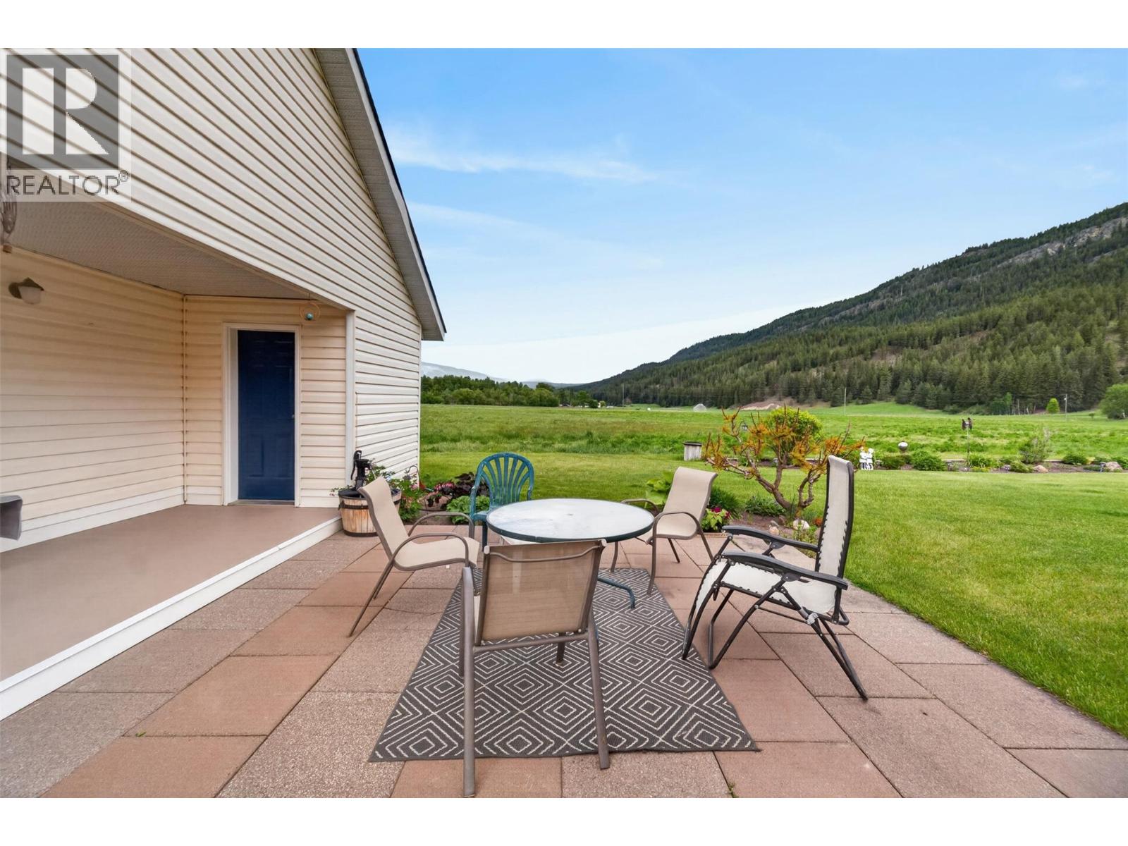 1403 Salmon River Road, Salmon Arm, British Columbia  V1E 3H3 - Photo 58 - 10387936