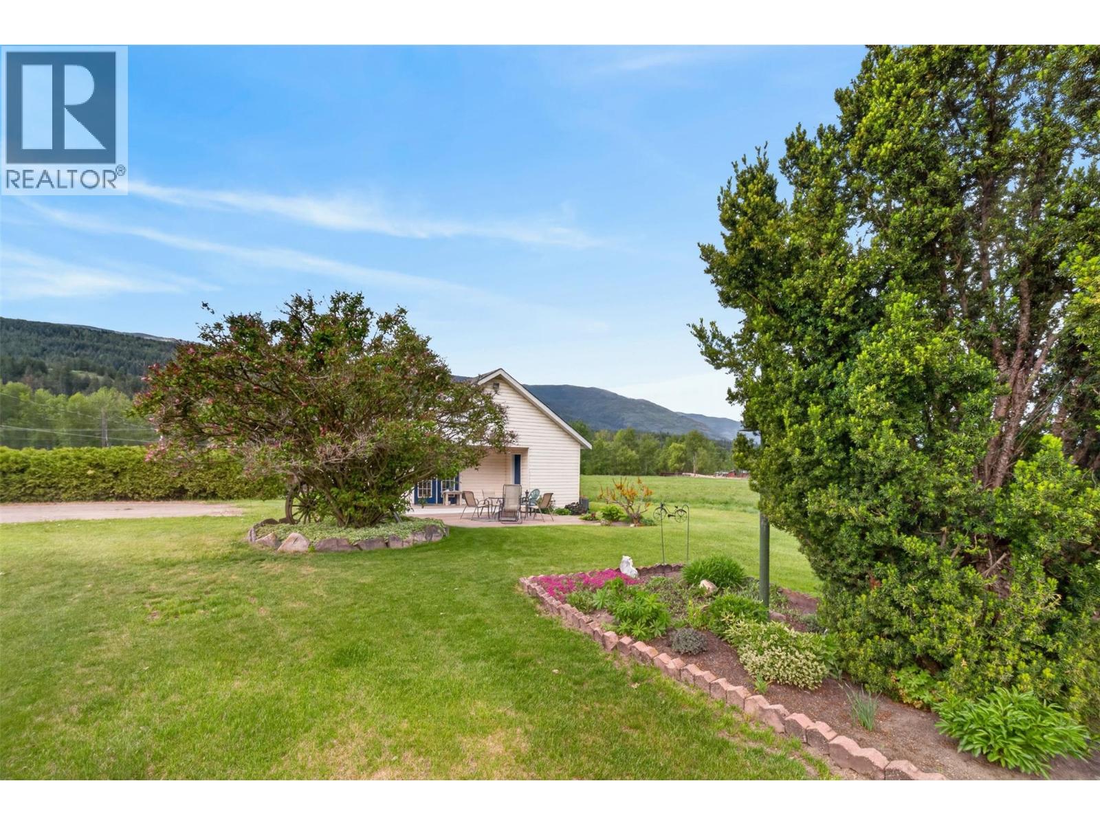 1403 Salmon River Road, Salmon Arm, British Columbia  V1E 3H3 - Photo 63 - 10387936