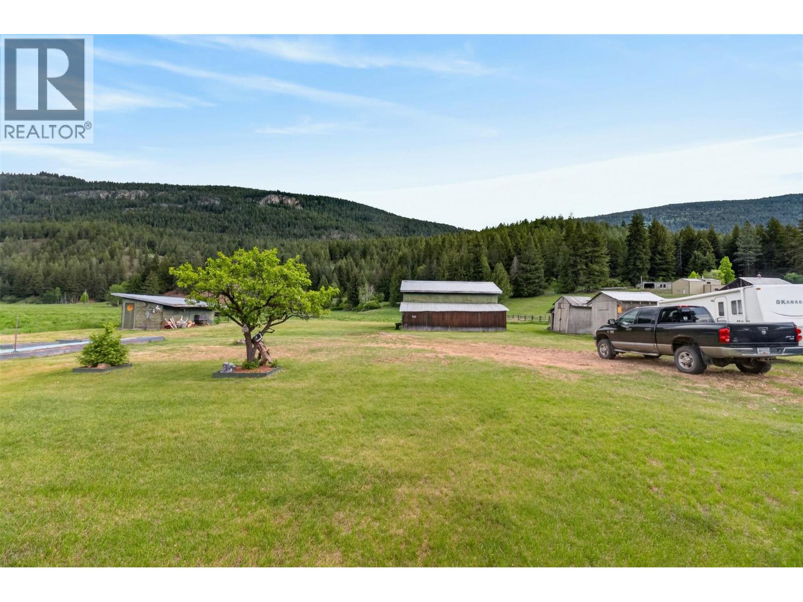 1403 Salmon River Road, Salmon Arm, British Columbia  V1E 3H3 - Photo 64 - 10387936