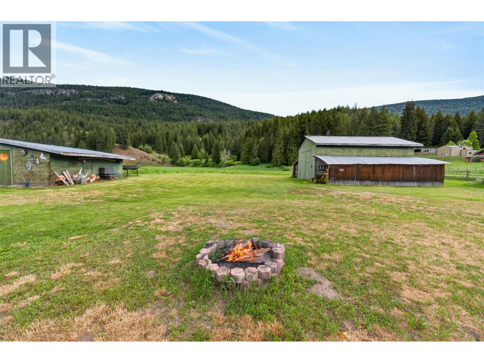 1403 Salmon River Road, Salmon Arm, British Columbia  V1E 3H3 - Photo 67 - 10387936