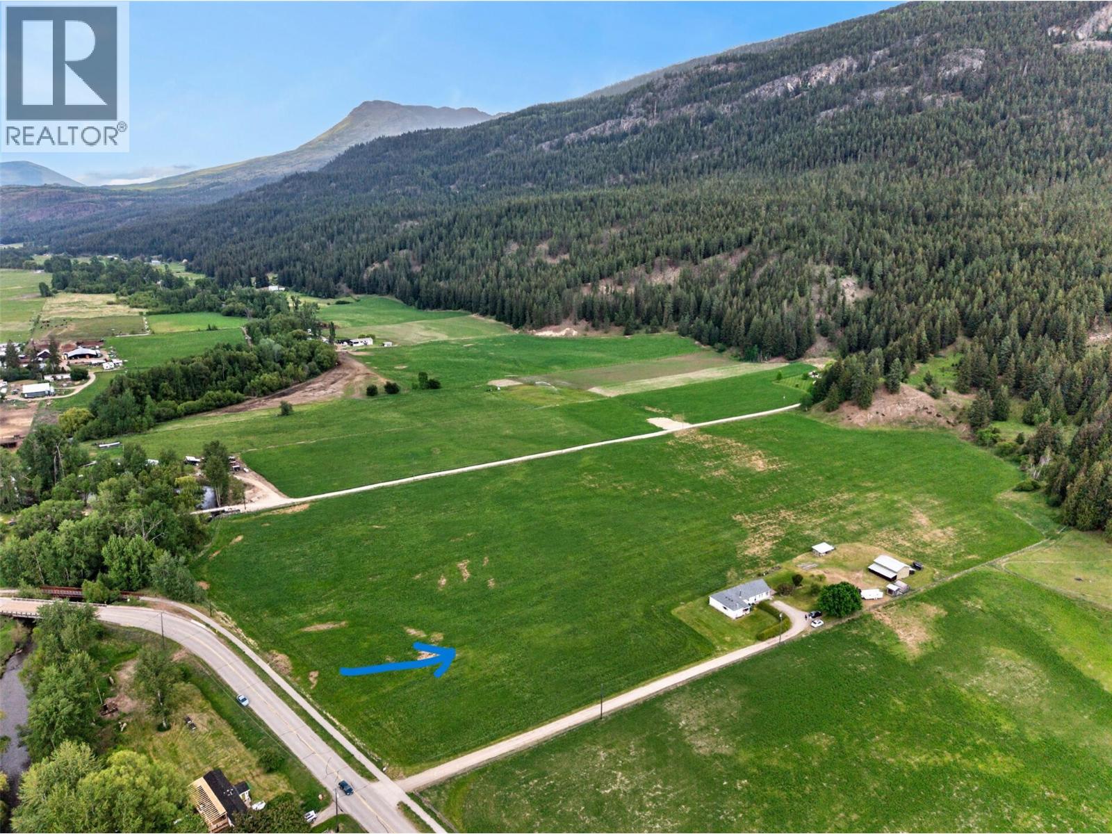 1403 Salmon River Road, Salmon Arm, British Columbia  V1E 3H3 - Photo 75 - 10387936