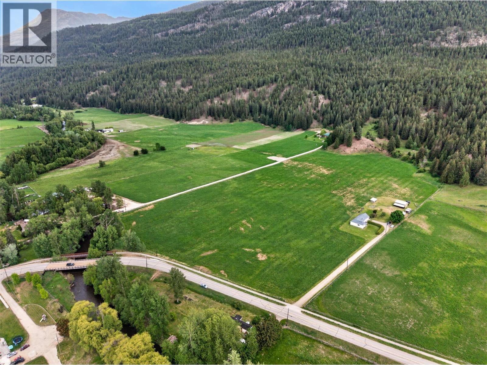 1403 Salmon River Road, Salmon Arm, British Columbia  V1E 3H3 - Photo 84 - 10387936
