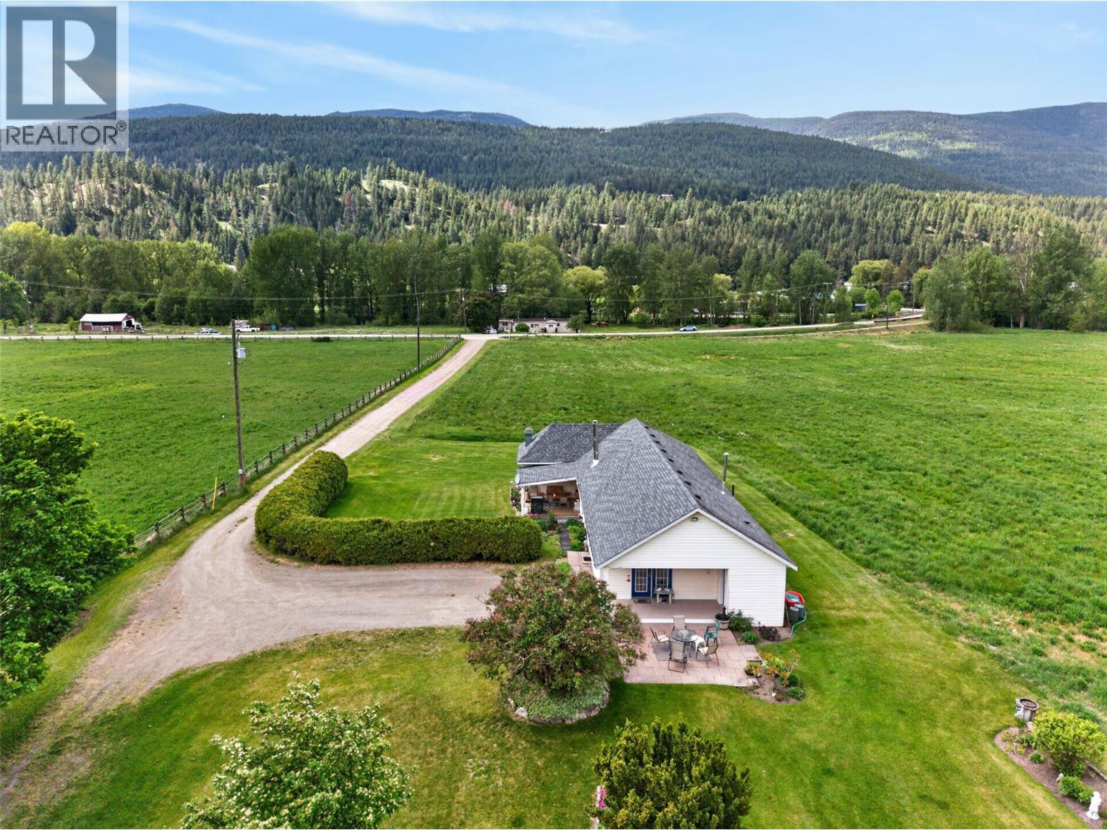 1403 Salmon River Road, Salmon Arm, British Columbia  V1E 3H3 - Photo 96 - 10387936