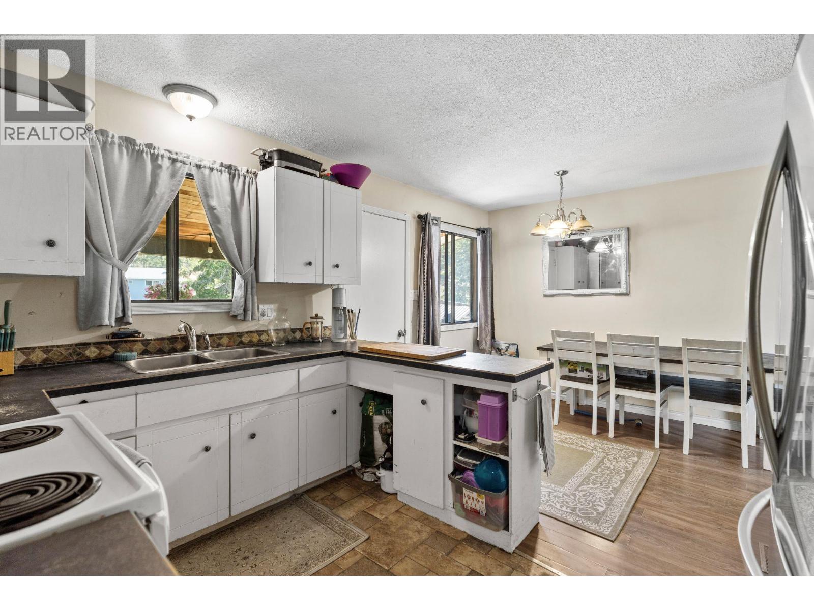 4686 Spruce Crescent, Barriere, British Columbia  V0E 1E0 - Photo 17 - 10388027