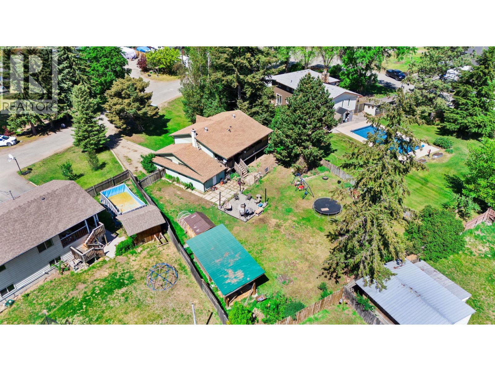 4686 Spruce Crescent, Barriere, British Columbia  V0E 1E0 - Photo 4 - 10388027