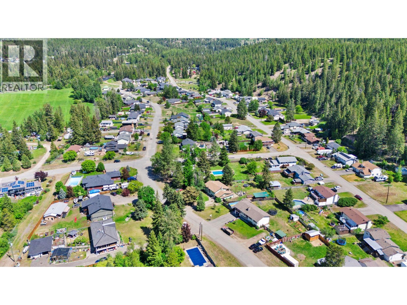 4686 Spruce Crescent, Barriere, British Columbia  V0E 1E0 - Photo 7 - 10388027