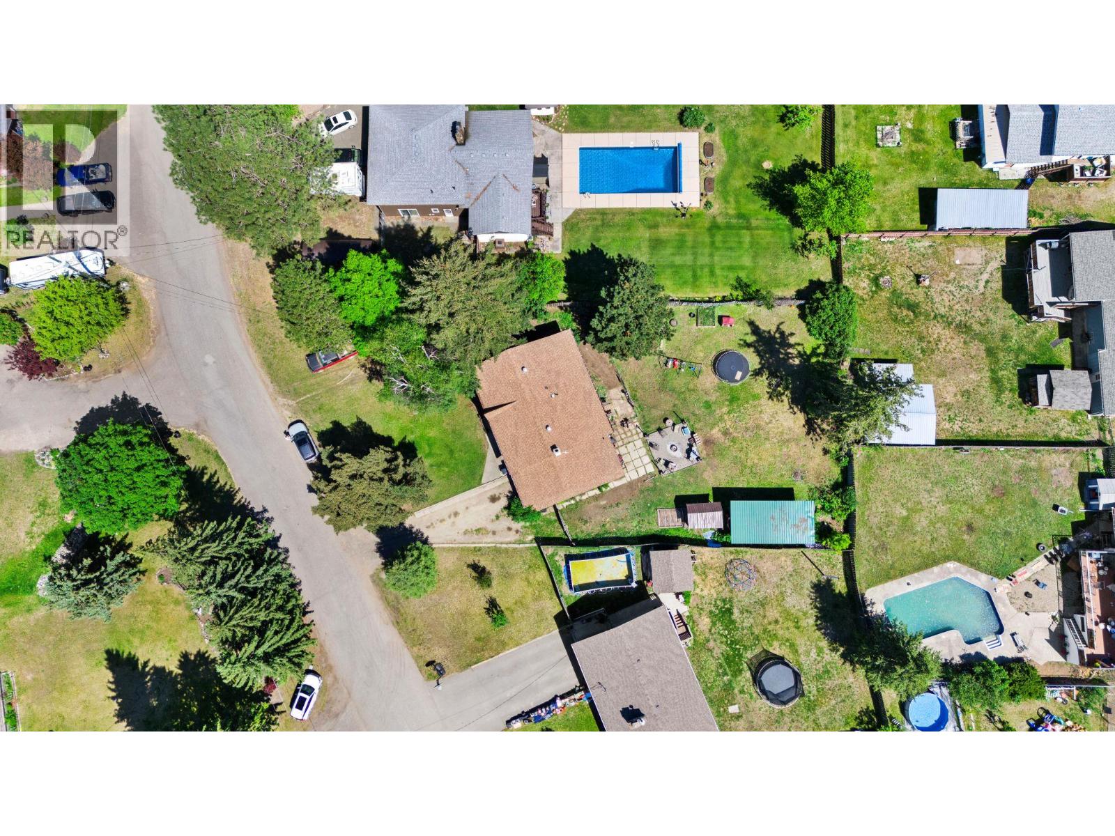 4686 Spruce Crescent, Barriere, British Columbia  V0E 1E0 - Photo 8 - 10388027