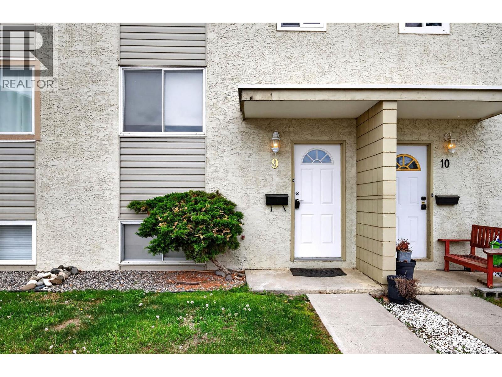 1946 Tranquille Road Unit# 9, Kamloops, British Columbia  V2B 3M5 - Photo 2 - 10388213
