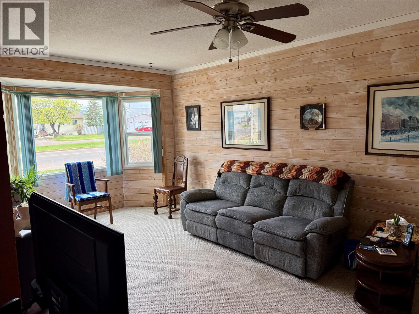 1300 116 Avenue, Dawson Creek, British Columbia  V1G 3E7 - Photo 10 - 10388157