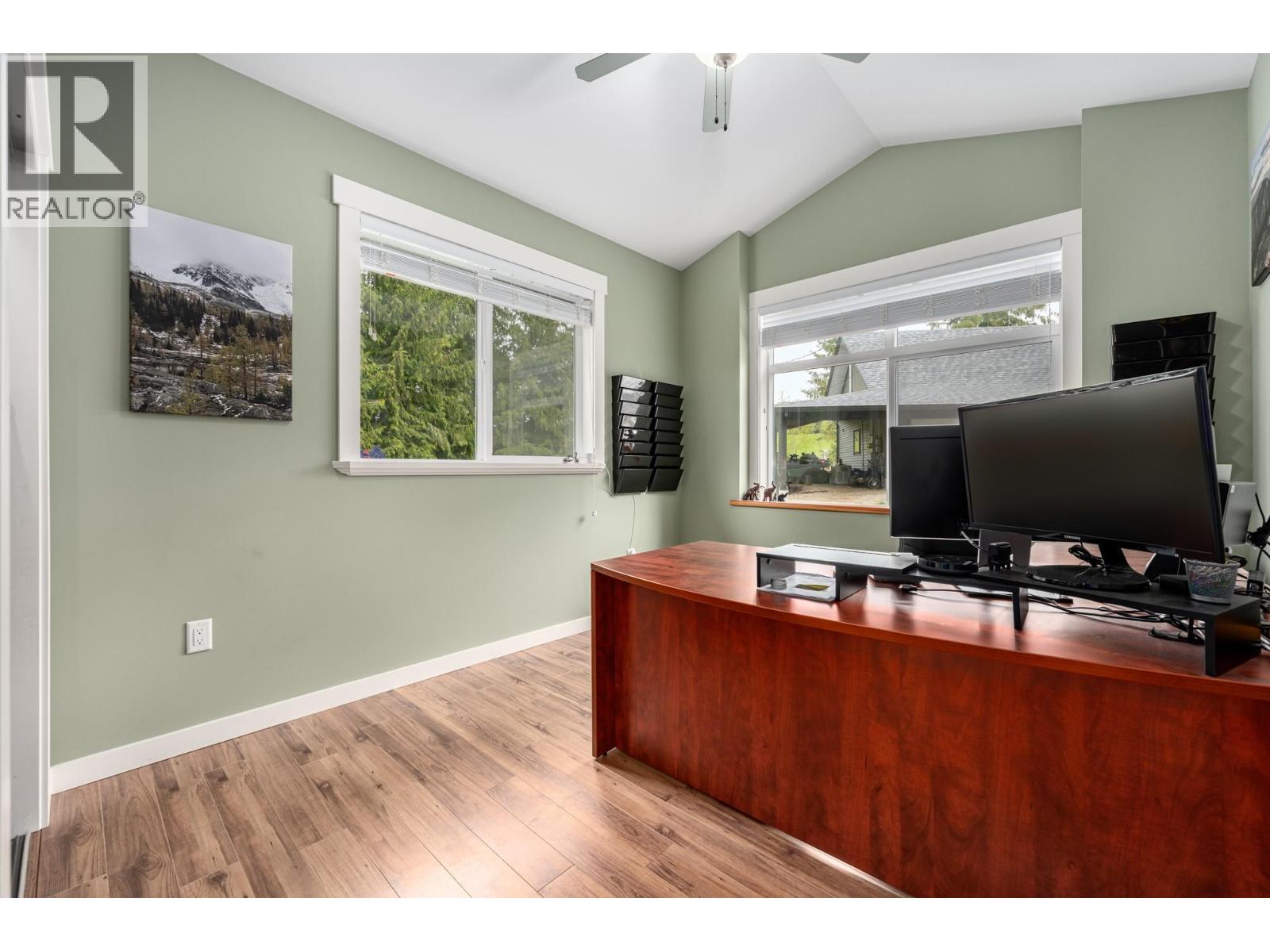 787 Crescent Bay Road, Nakusp, British Columbia  V0G 1R1 - Photo 17 - 10387999