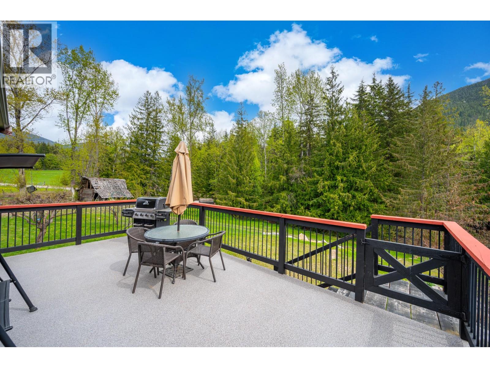 787 Crescent Bay Road, Nakusp, British Columbia  V0G 1R1 - Photo 30 - 10387999