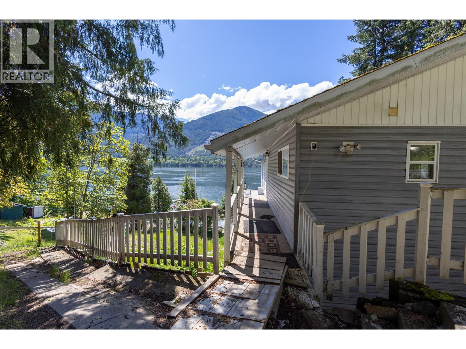 6728 3a Highway, Nelson, British Columbia  V1L 6S2 - Photo 27 - 10387939