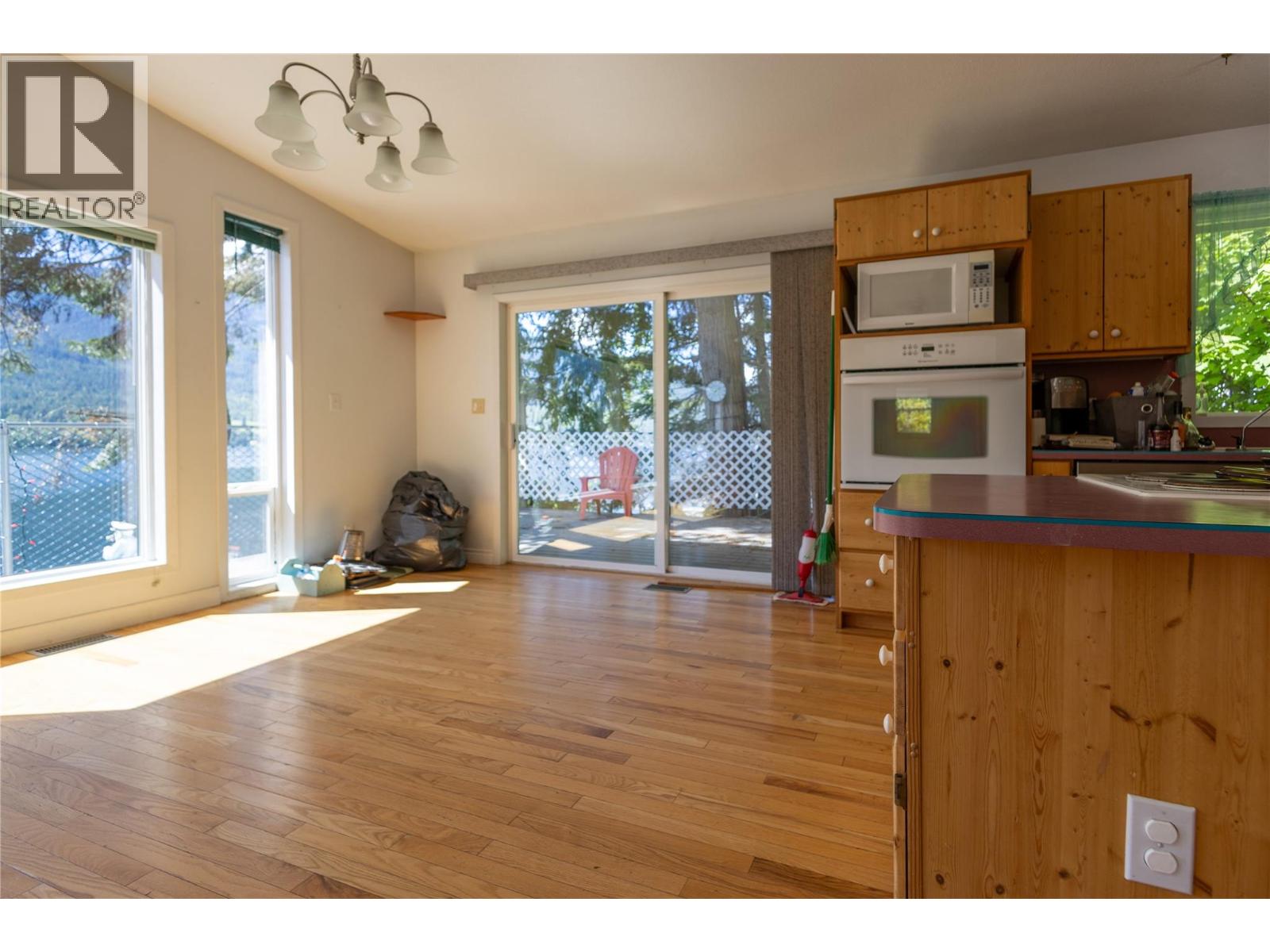 6728 3a Highway, Nelson, British Columbia  V1L 6S2 - Photo 37 - 10387939