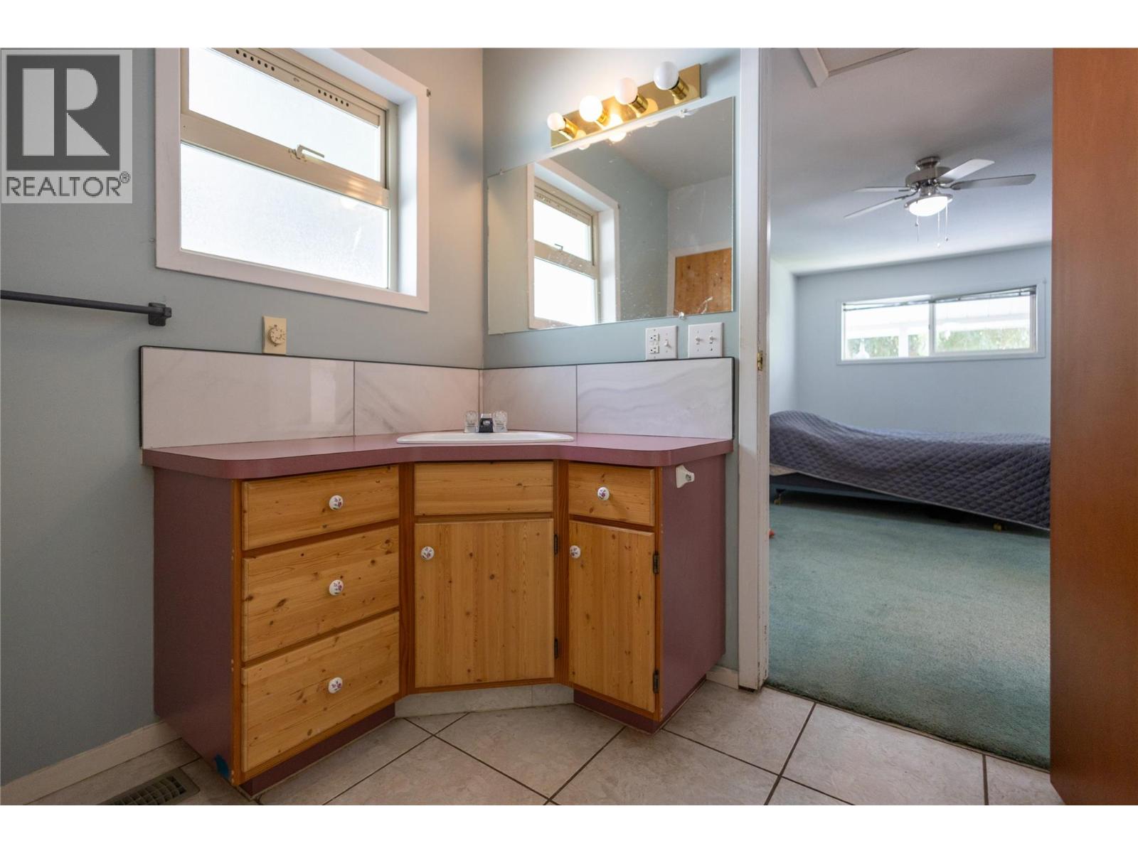 6728 3a Highway, Nelson, British Columbia  V1L 6S2 - Photo 50 - 10387939