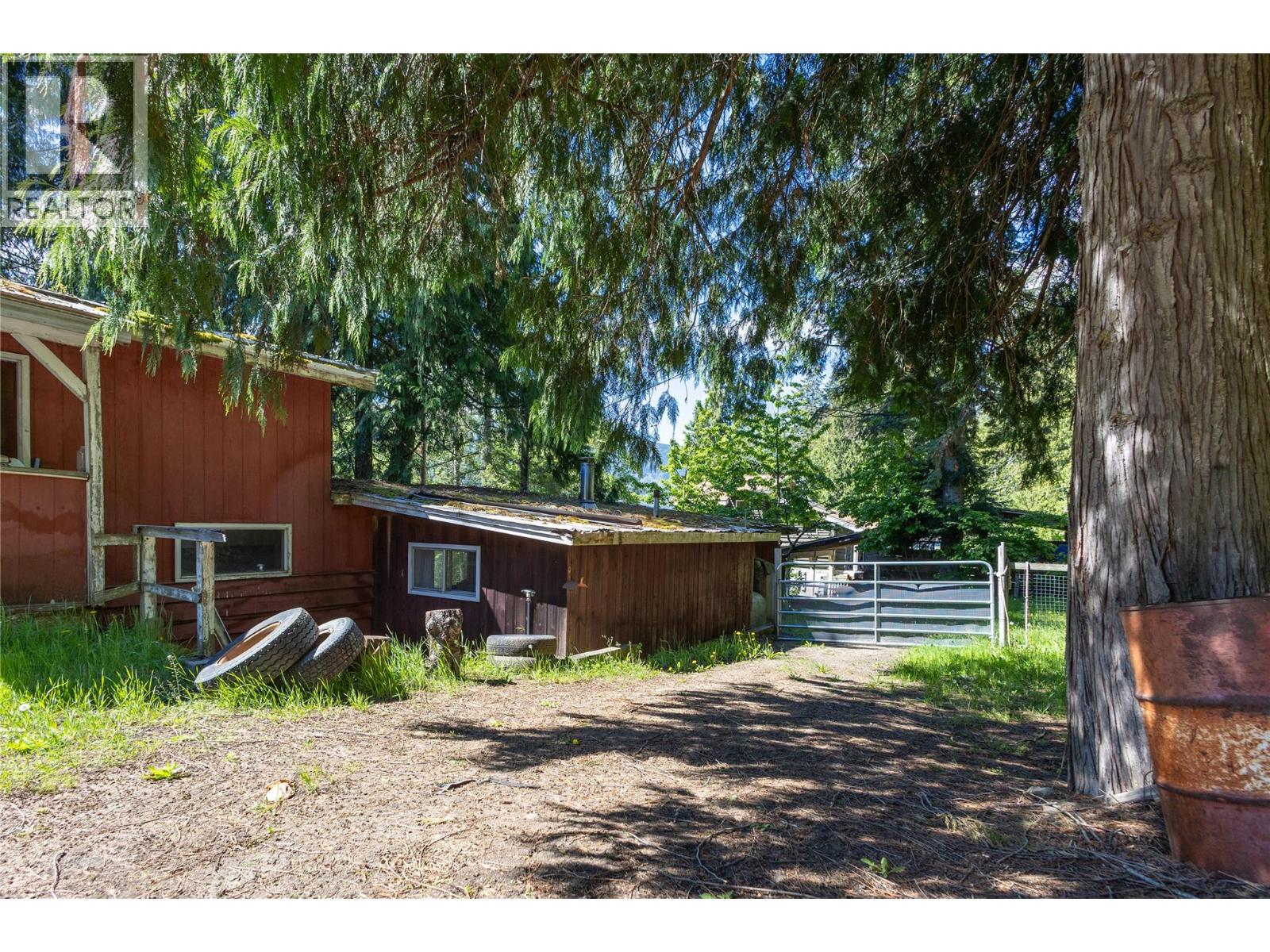 6728 3a Highway, Nelson, British Columbia  V1L 6S2 - Photo 67 - 10387939